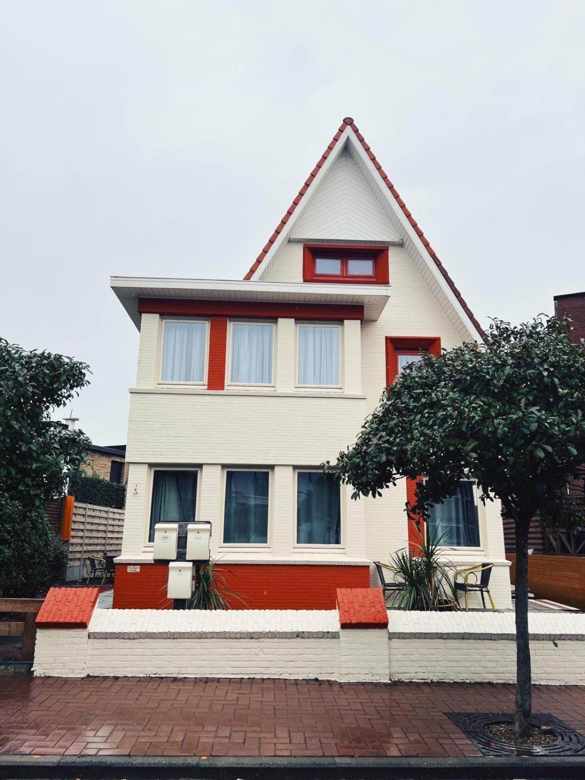 Studio Bella
