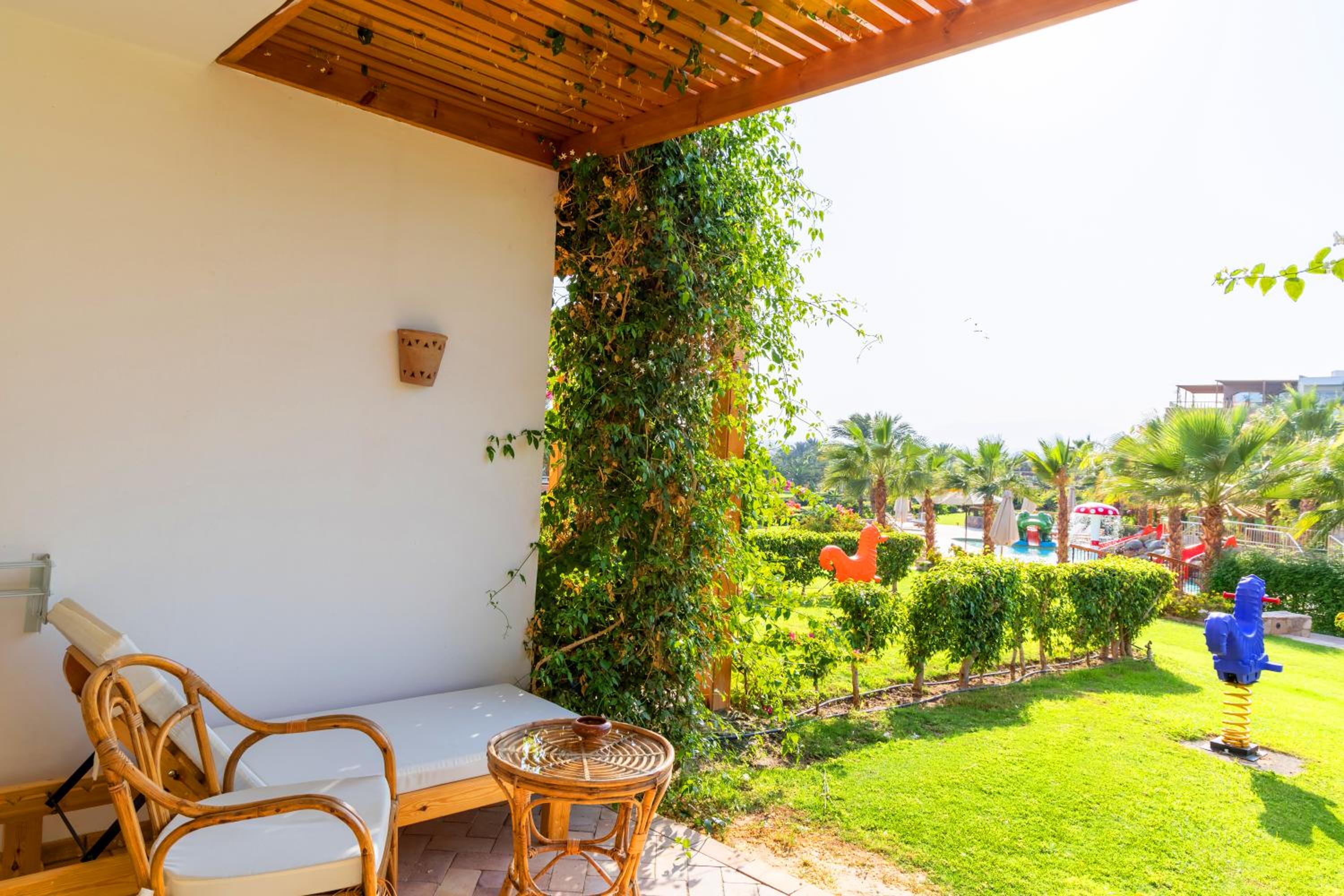Fort Arabesque Resort, Spa & Villas