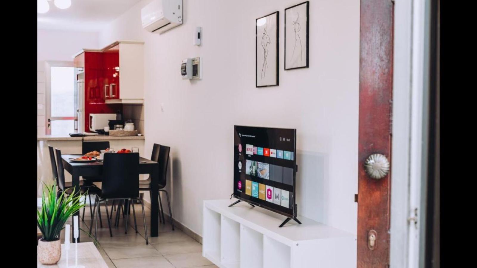 H&O Royal Townhouse in Center Paphos