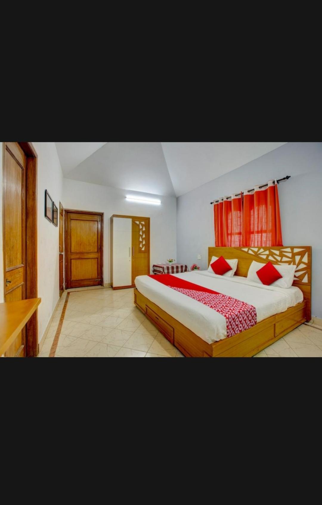 HILL BIRD HOME STAY Ooty view 2