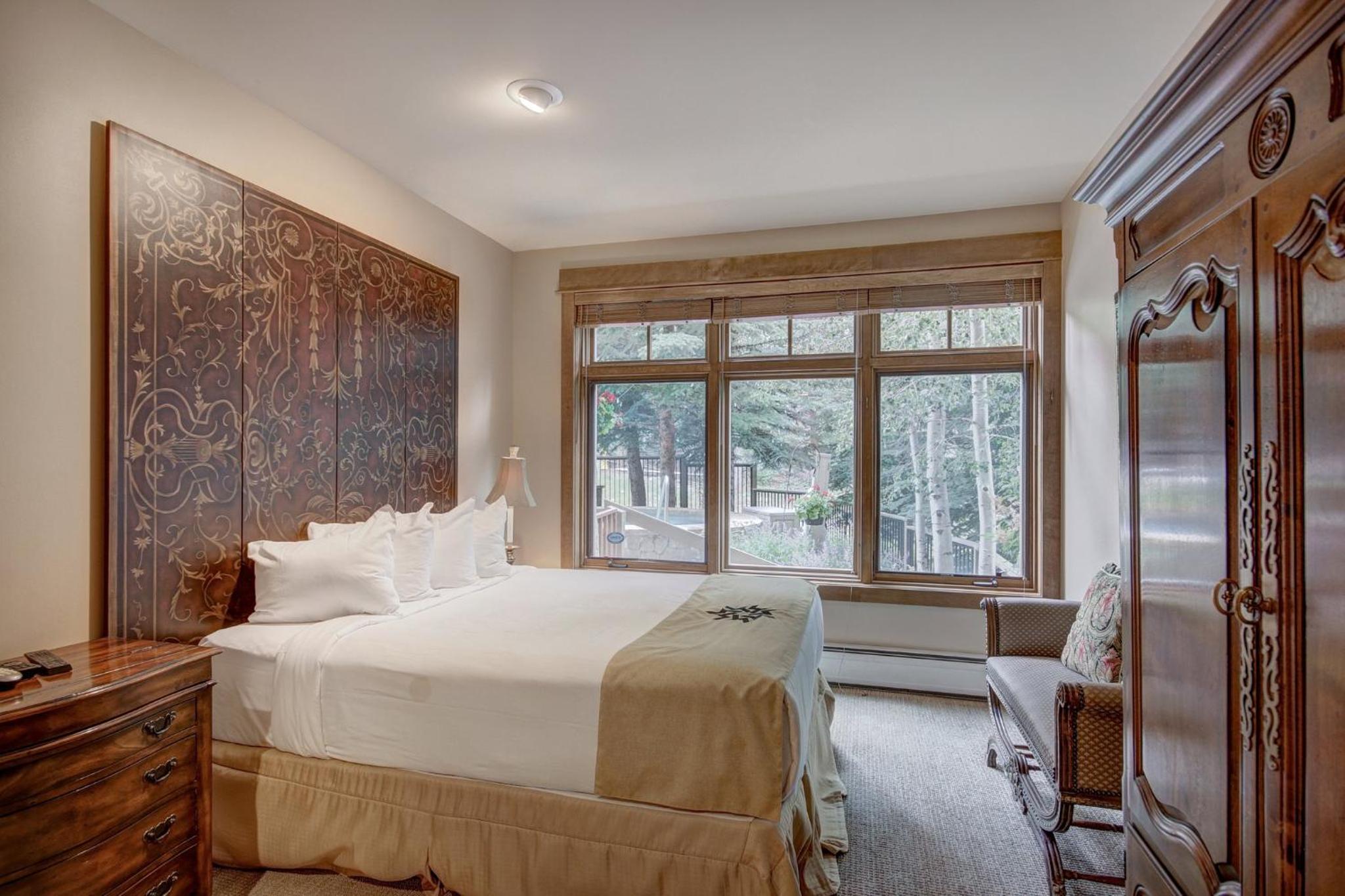 Timbers & Lone Eagle by Vail Resorts