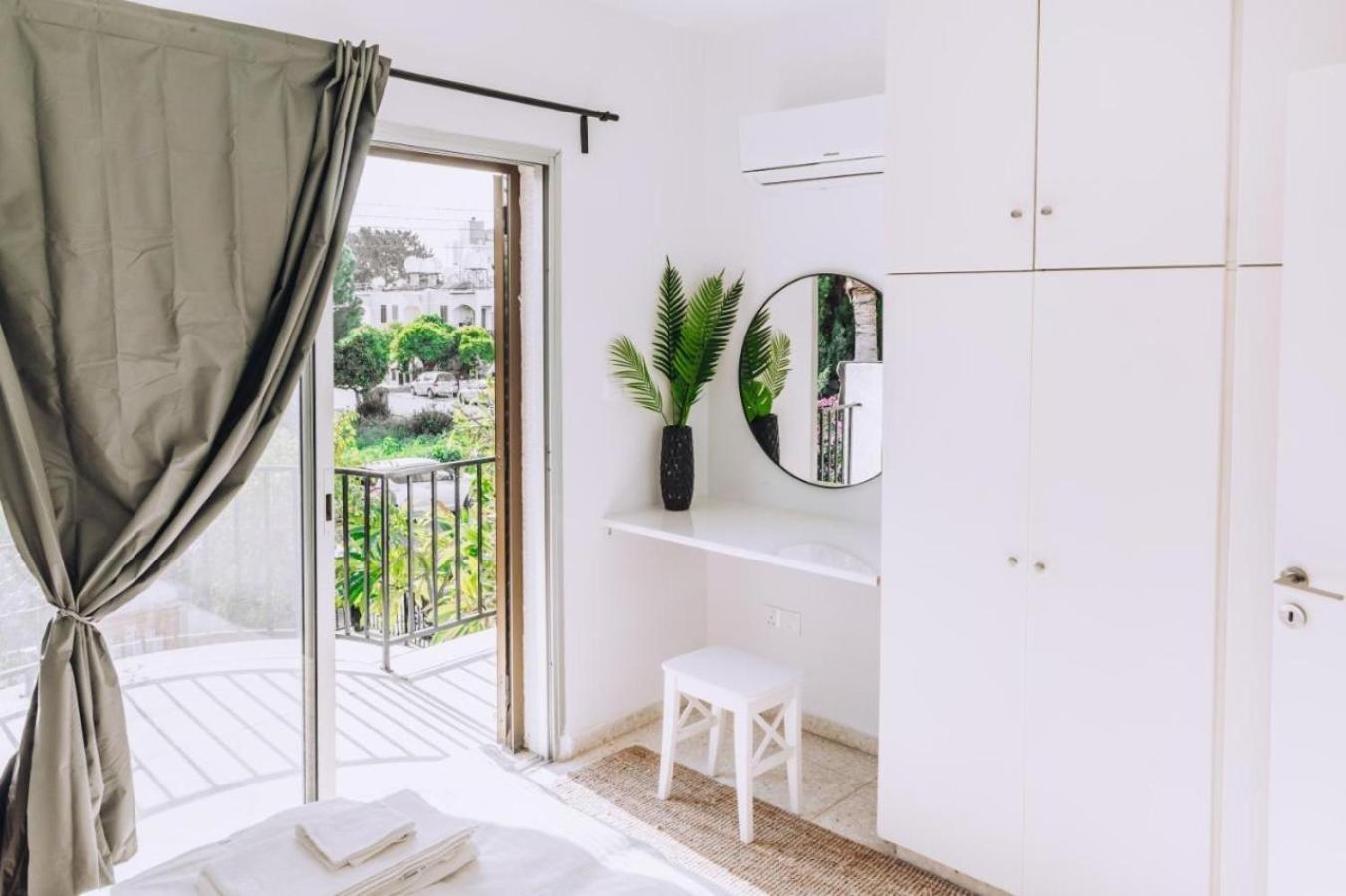 H&O Royal Townhouse in Center Paphos