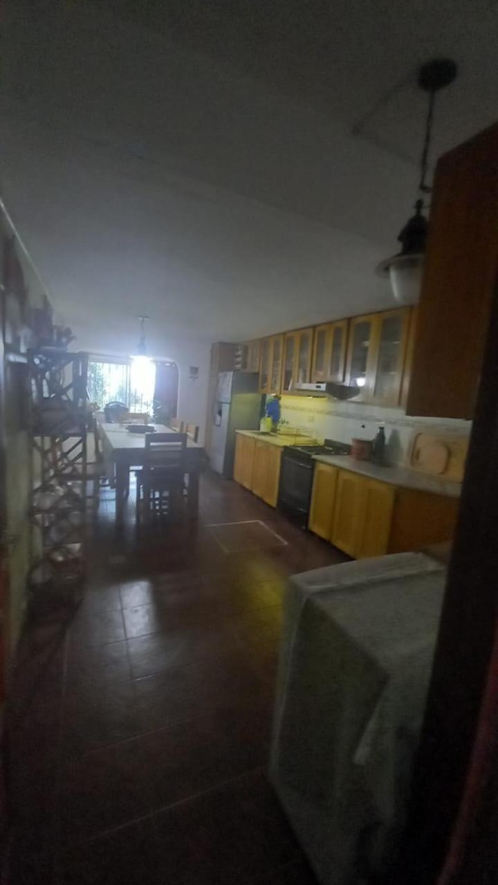 CASA AMPLIA Y CONFORTABLE