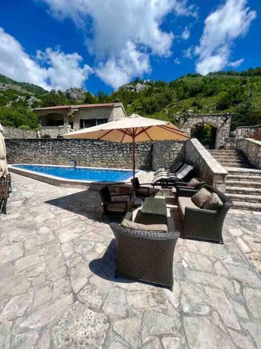Blake's Villa view 3