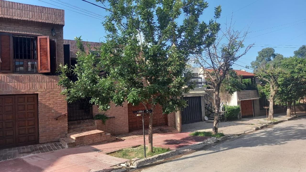 CASA AMPLIA Y CONFORTABLE