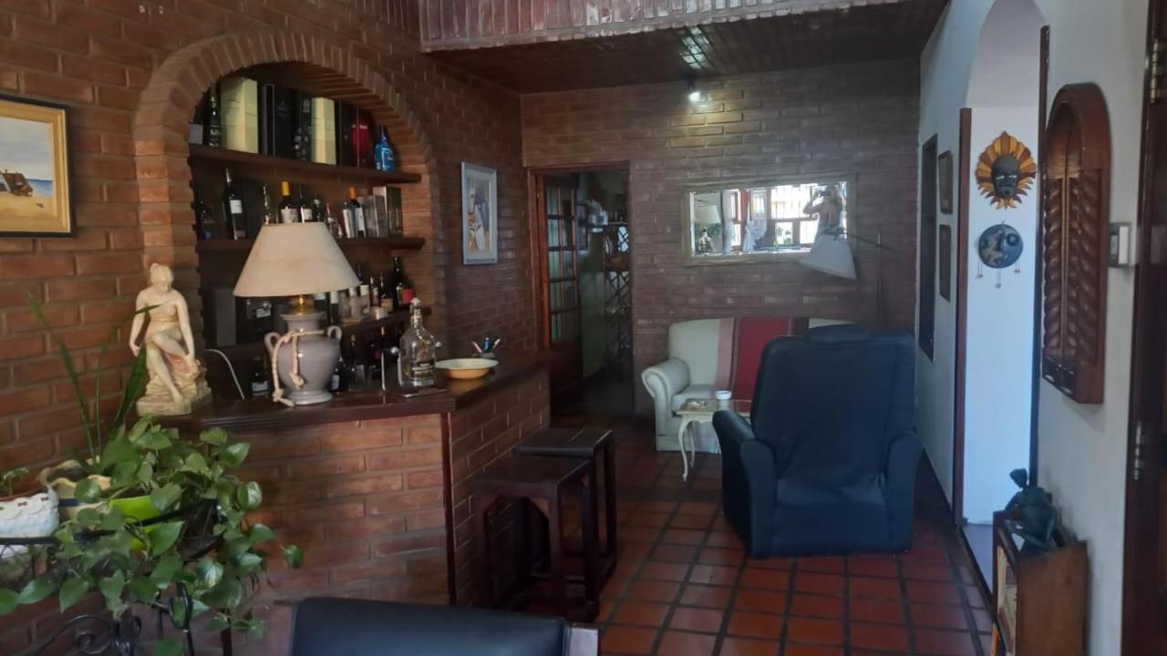 CASA AMPLIA Y CONFORTABLE