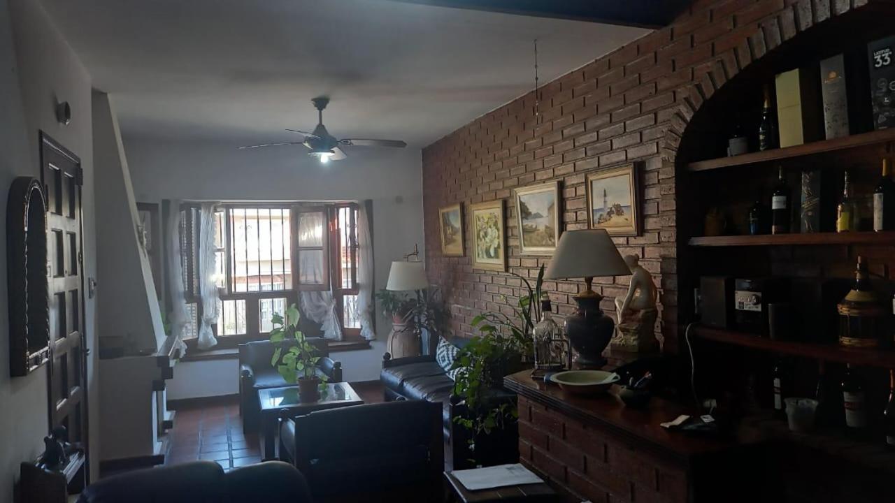 CASA AMPLIA Y CONFORTABLE