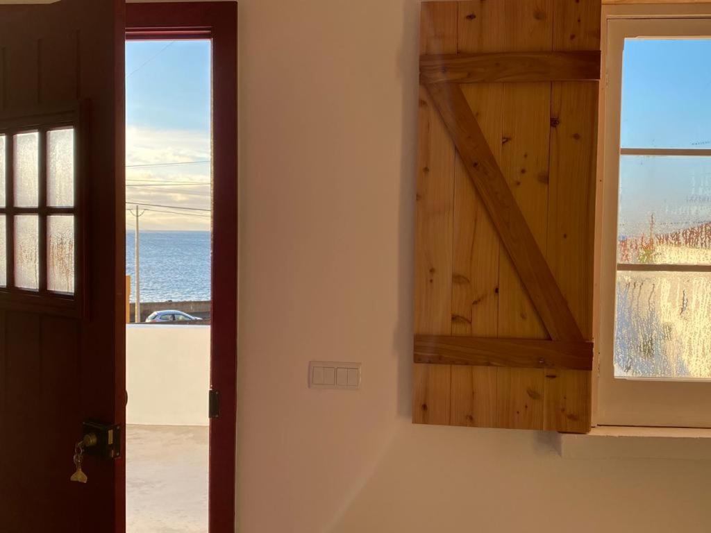 Água e Sal - Seafront House, with Garden and independent Suíte. view 5