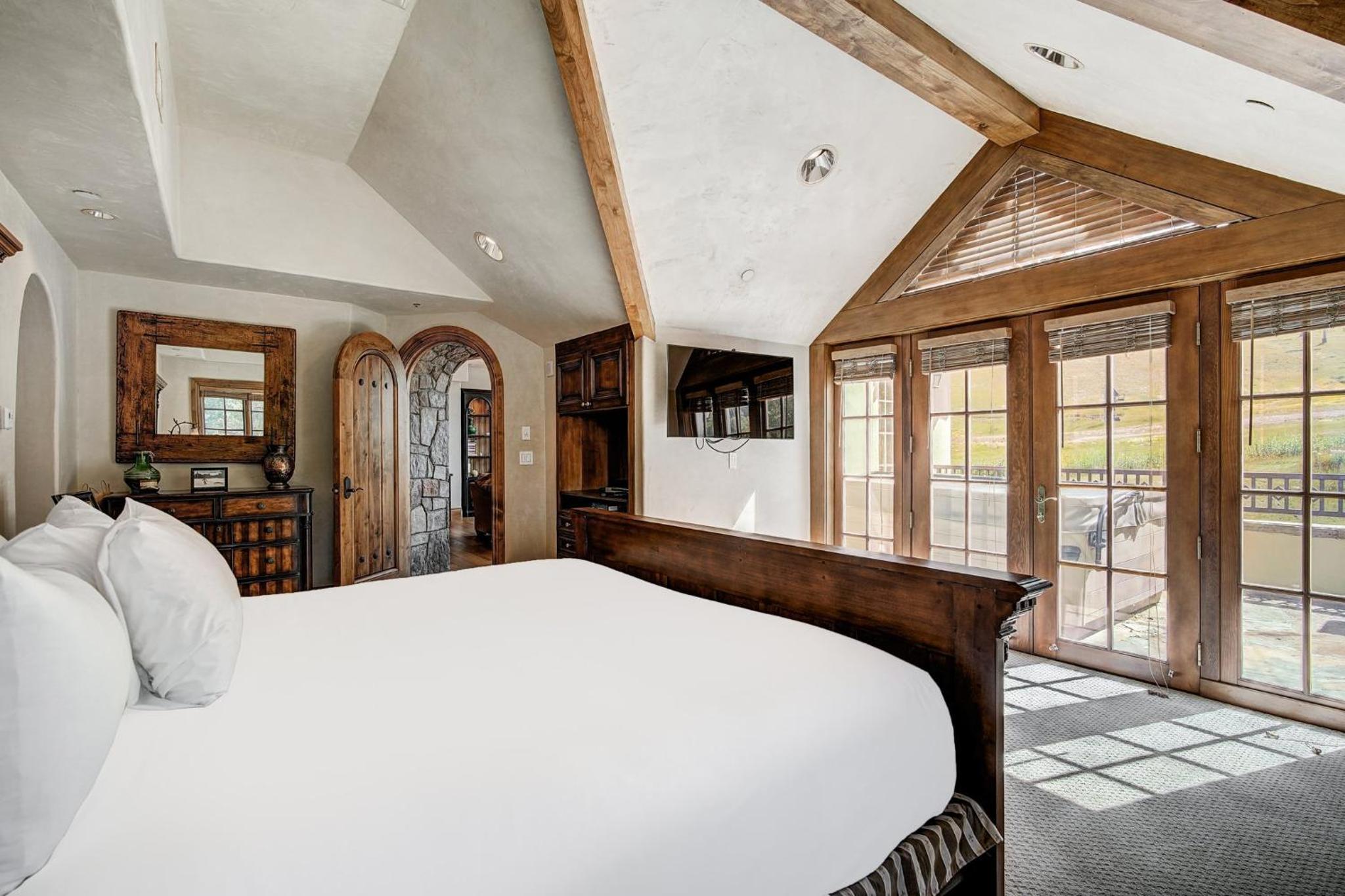 Lodge at Vail, A RockResort - Property Image 173