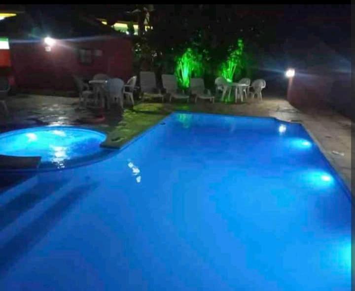 Flat charmoso na praia de Juquehy