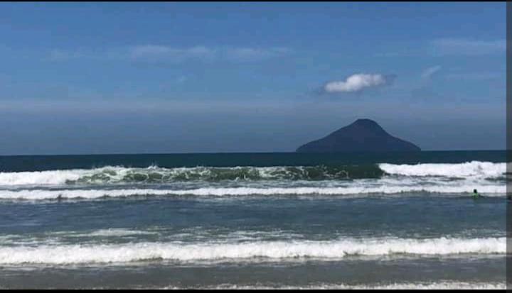 Flat charmoso na praia de Juquehy