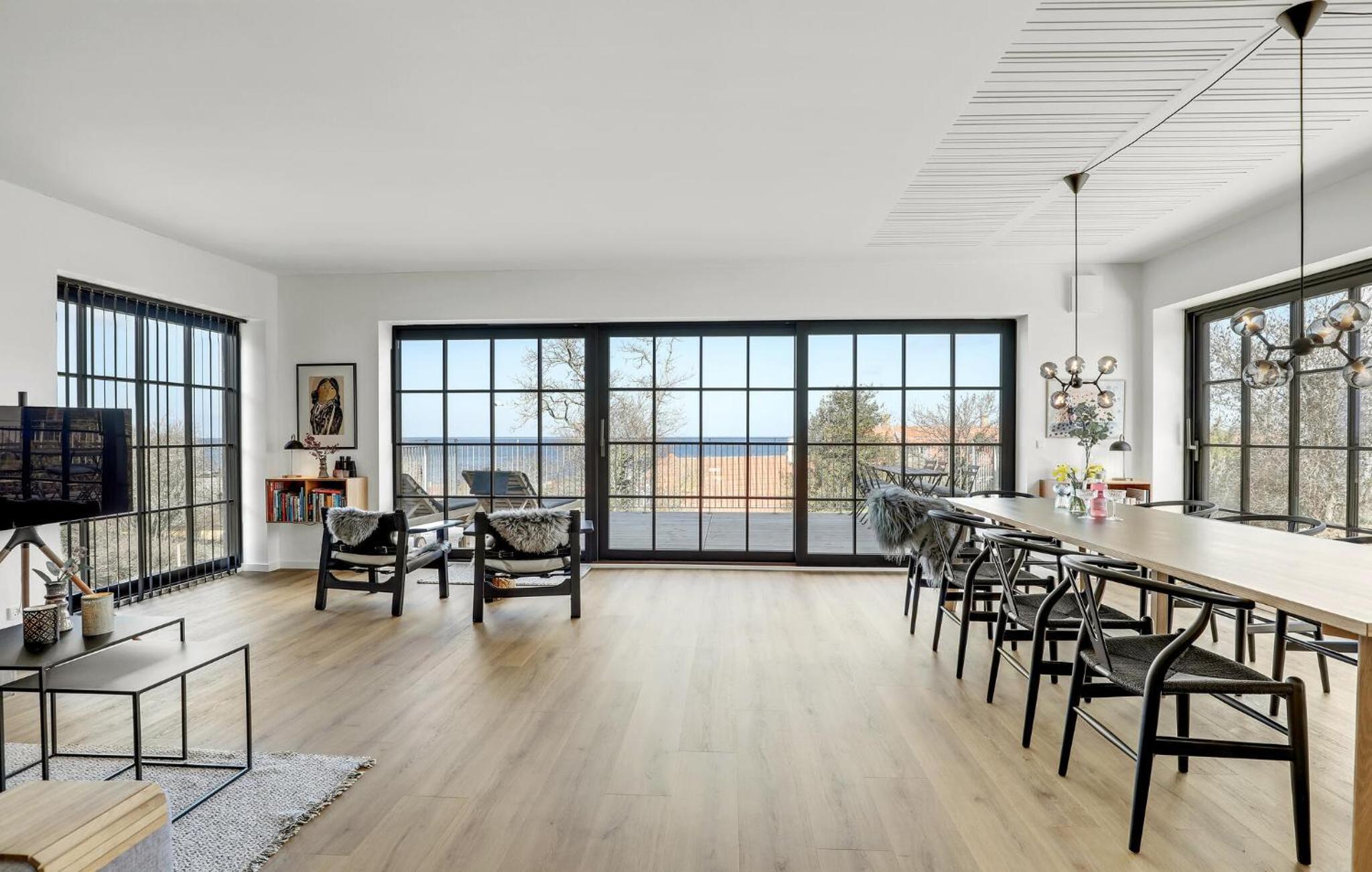 Awesome Home In Svaneke With Kitchen