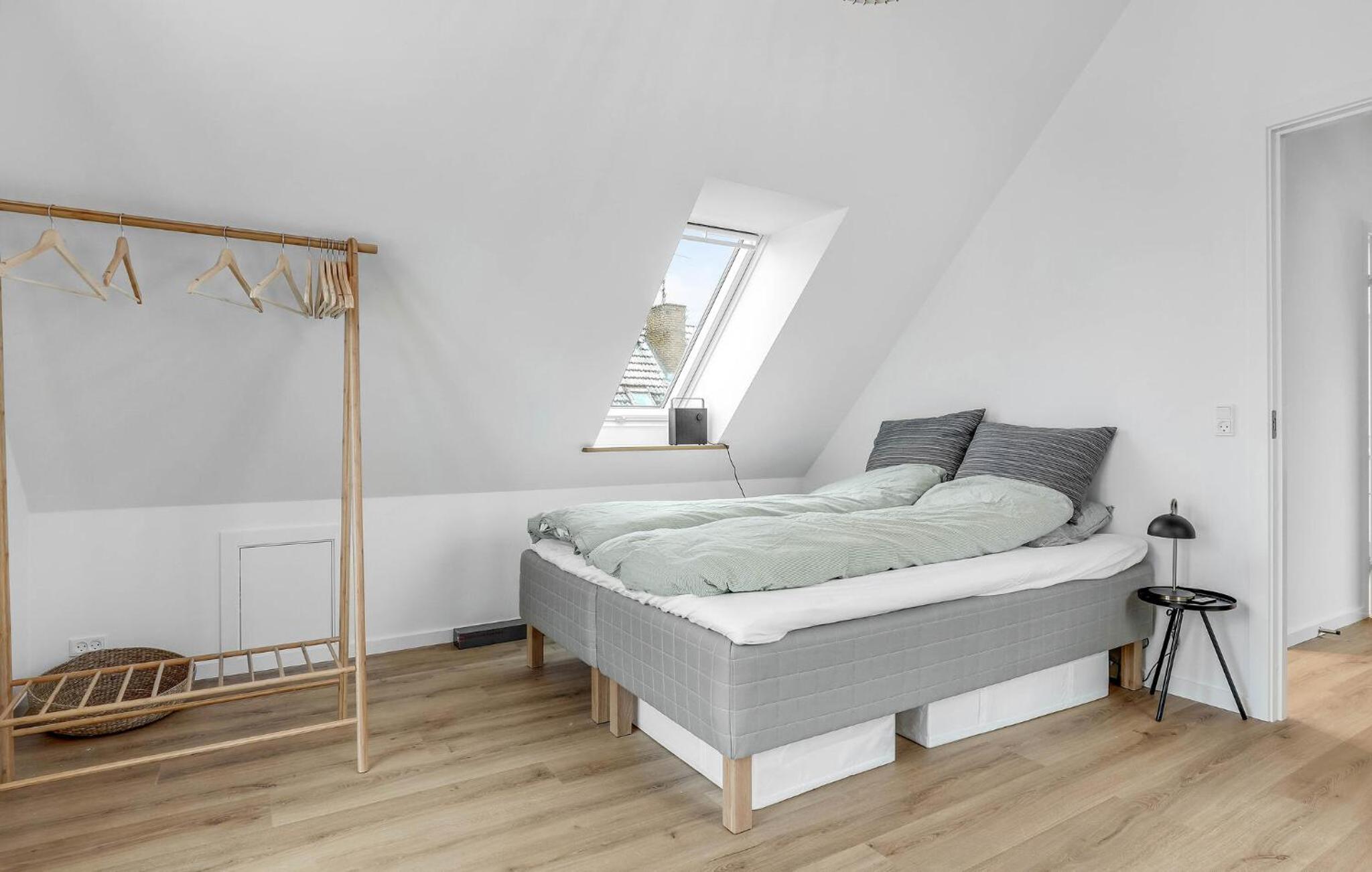 Awesome Home In Svaneke With Kitchen
