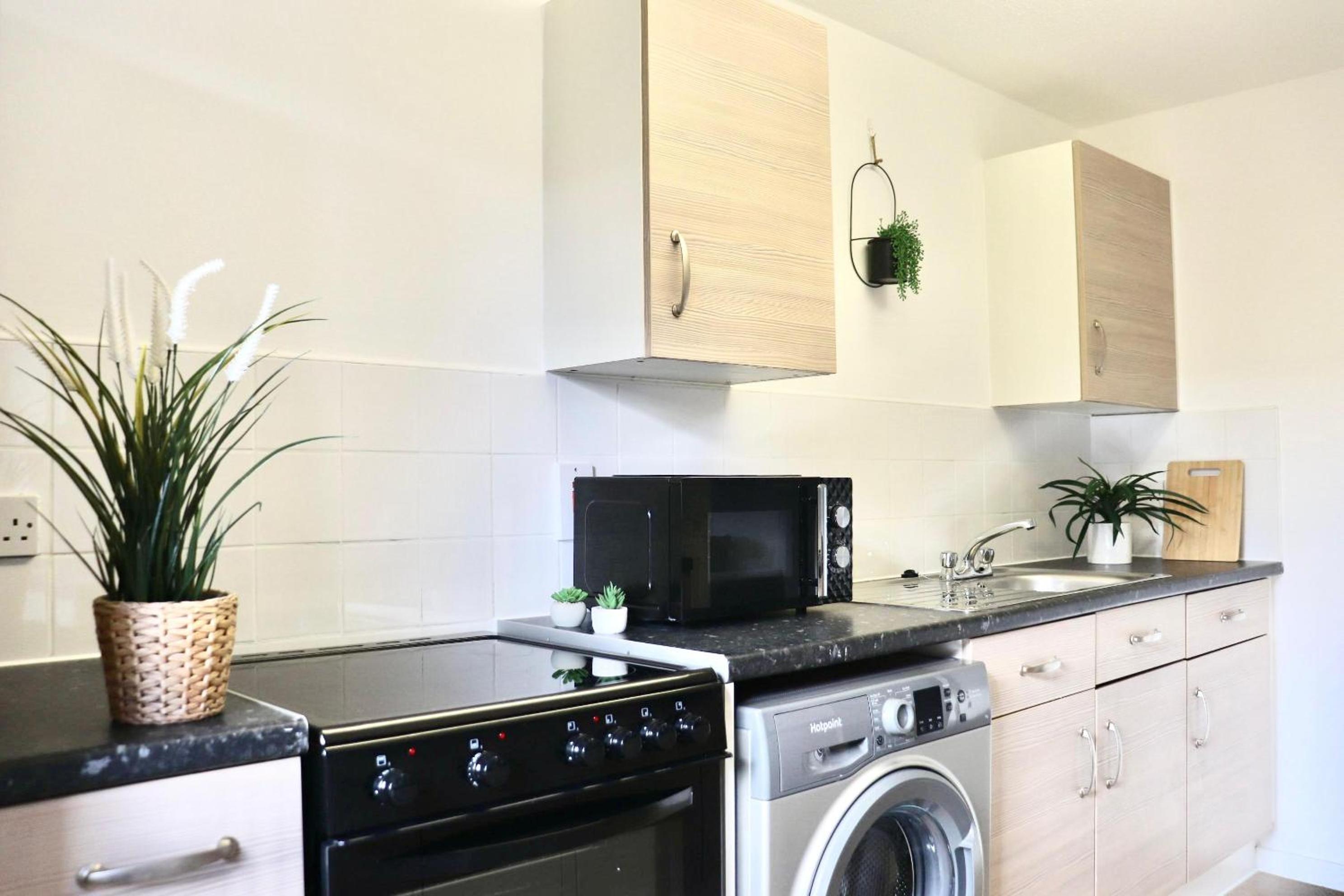 Stunning Apartment, Sleeps 4, Central London, 1 bedroom, Zone 1, Kennington - Open for Business stays, Long Stays and Families Relocating
