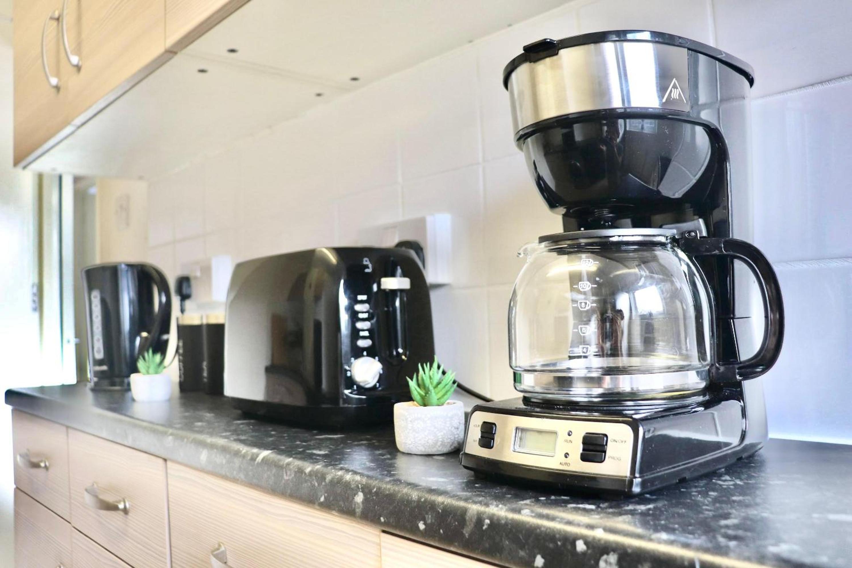 Stunning Apartment, Sleeps 4, Central London, 1 bedroom, Zone 1, Kennington - Open for Business stays, Long Stays and Families Relocating