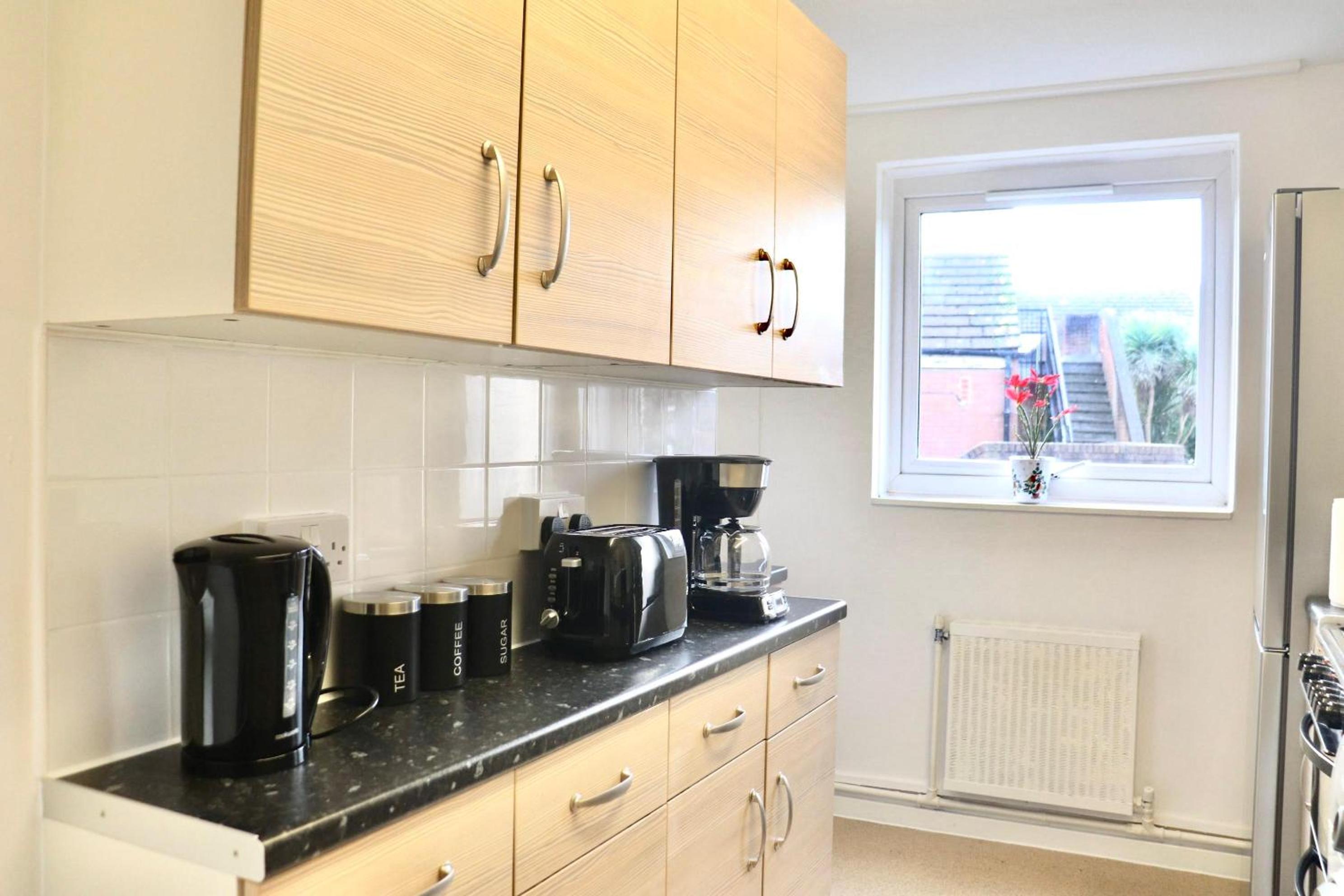 Stunning Apartment, Sleeps 4, Central London, 1 bedroom, Zone 1, Kennington - Open for Business stays, Long Stays and Families Relocating