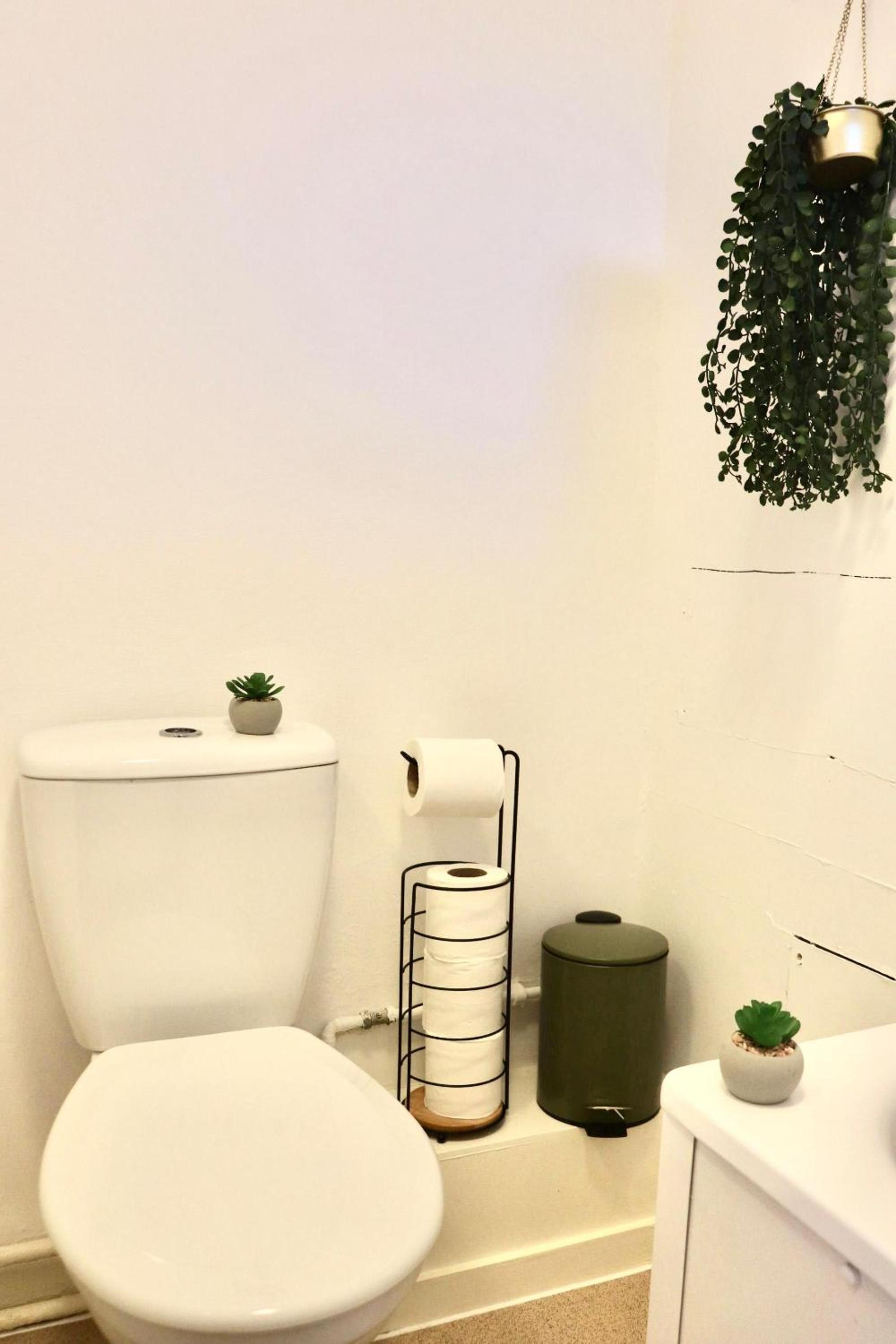 Stunning Apartment, Sleeps 4, Central London, 1 bedroom, Zone 1, Kennington - Open for Business stays, Long Stays and Families Relocating