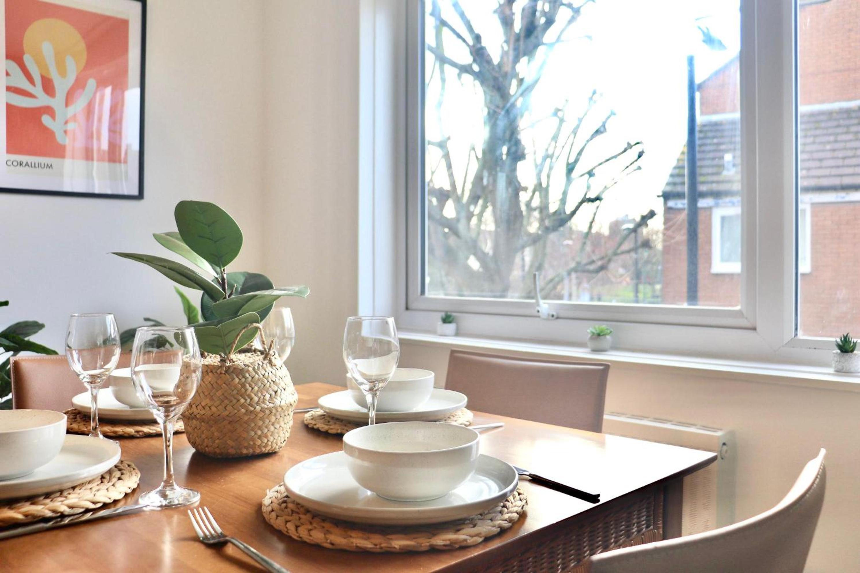Stunning Apartment, Sleeps 4, Central London, 1 bedroom, Zone 1, Kennington - Open for Business stays, Long Stays and Families Relocating