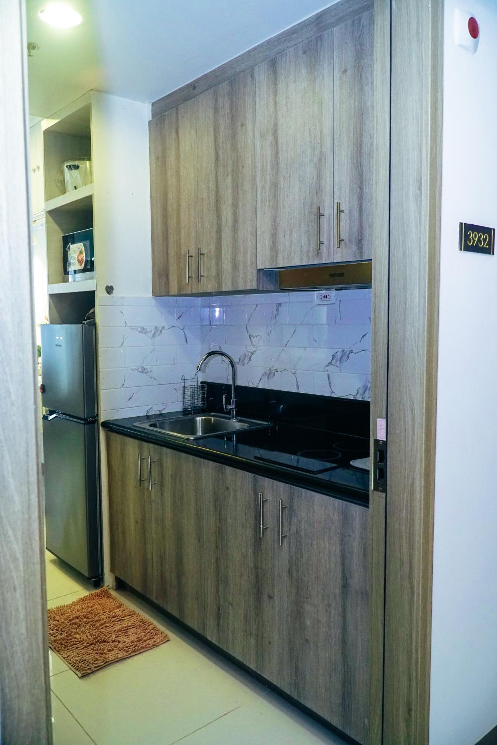 Penthouse Staycation with View Metro Manila view 4
