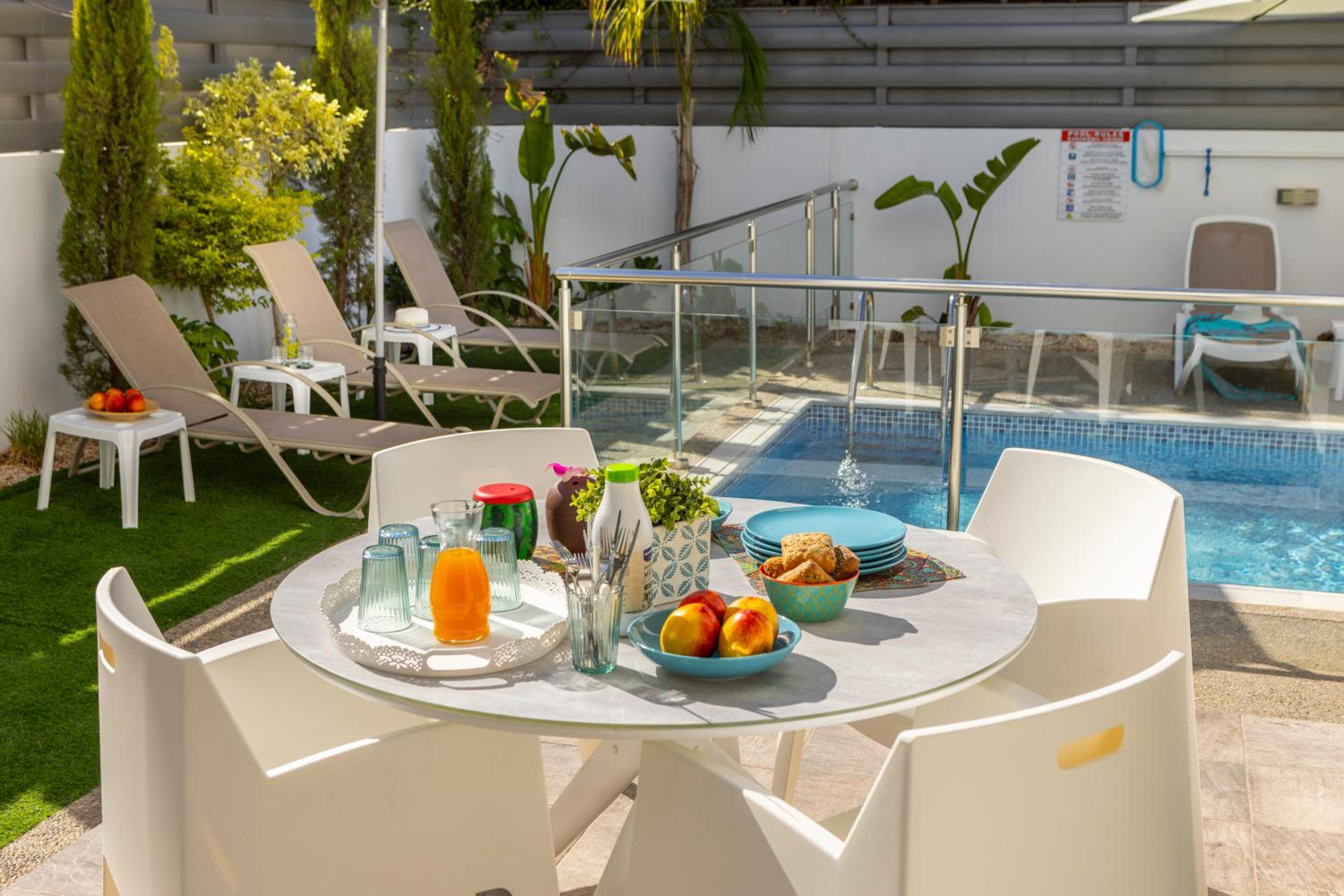 Accomoteleia Blue Villa