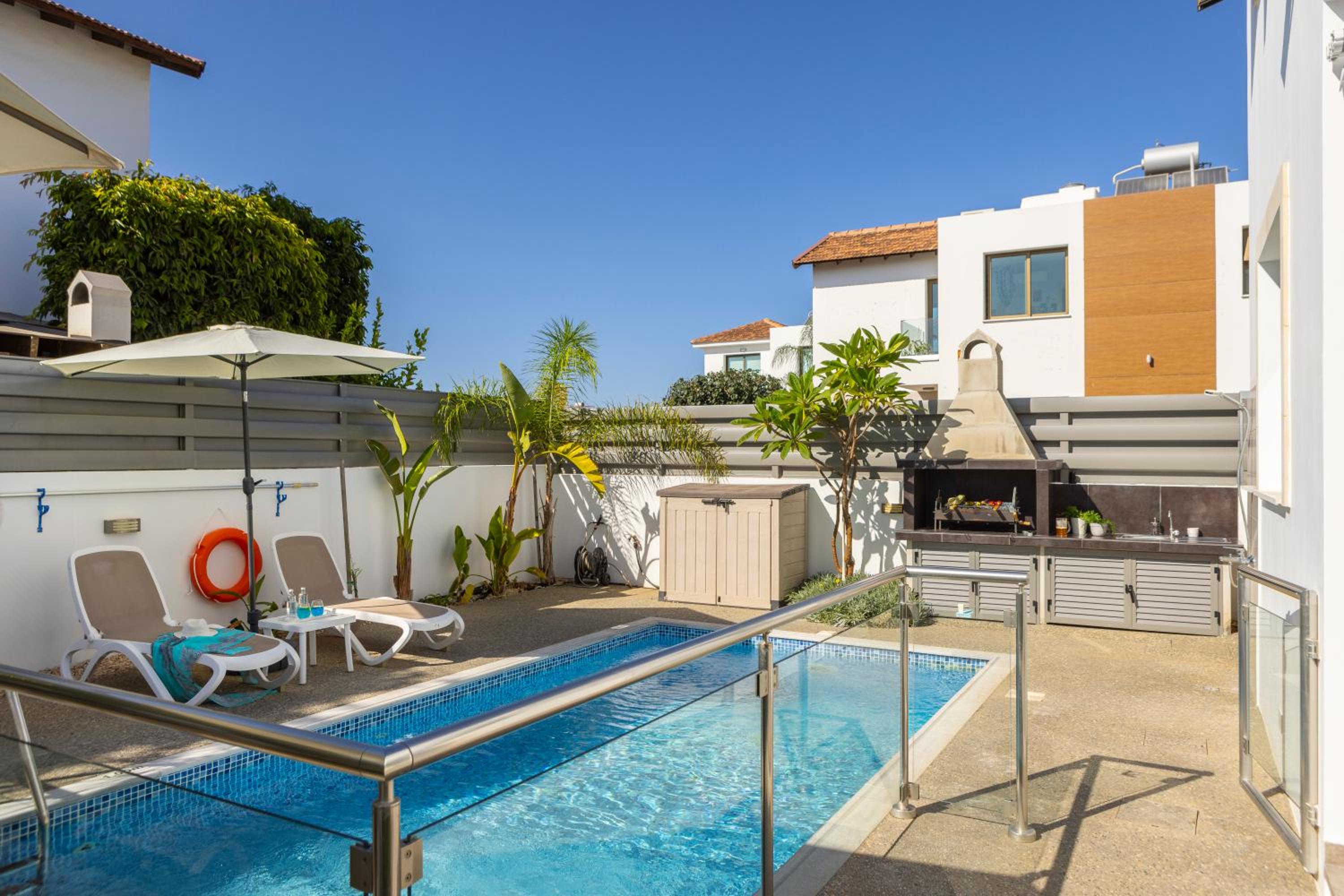 Accomoteleia Blue Villa