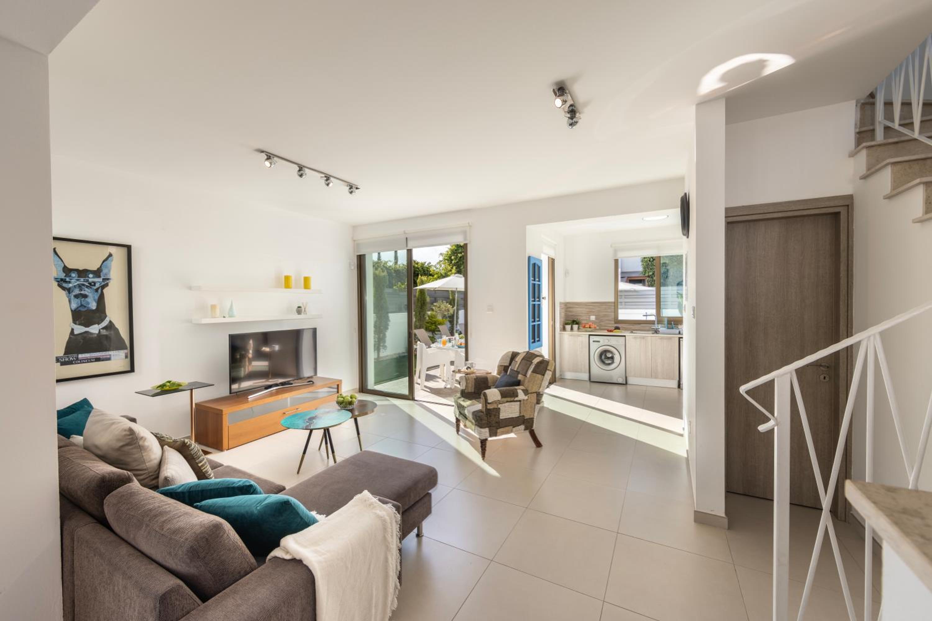 Accomoteleia Blue Villa