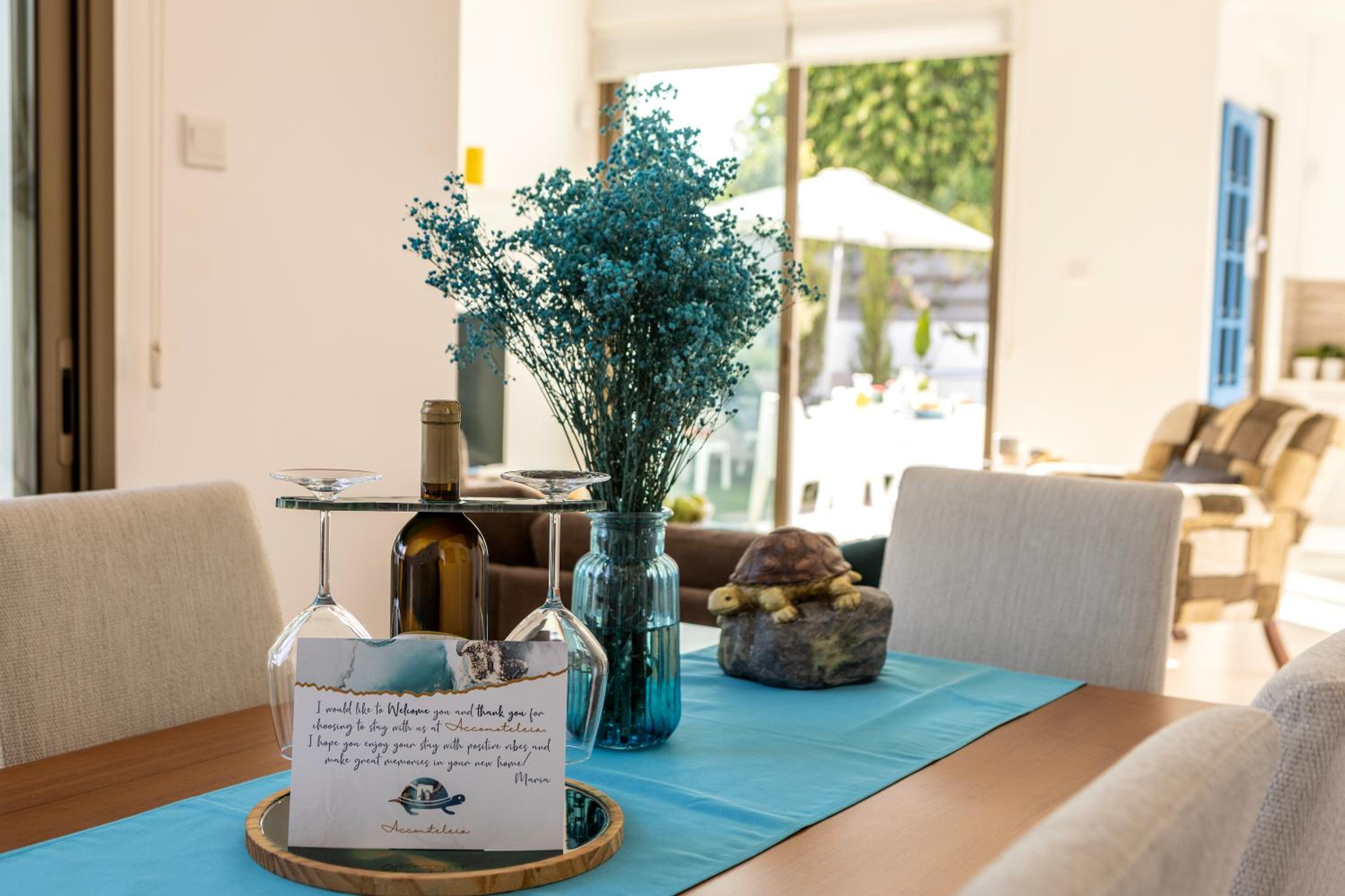 Accomoteleia Blue Villa