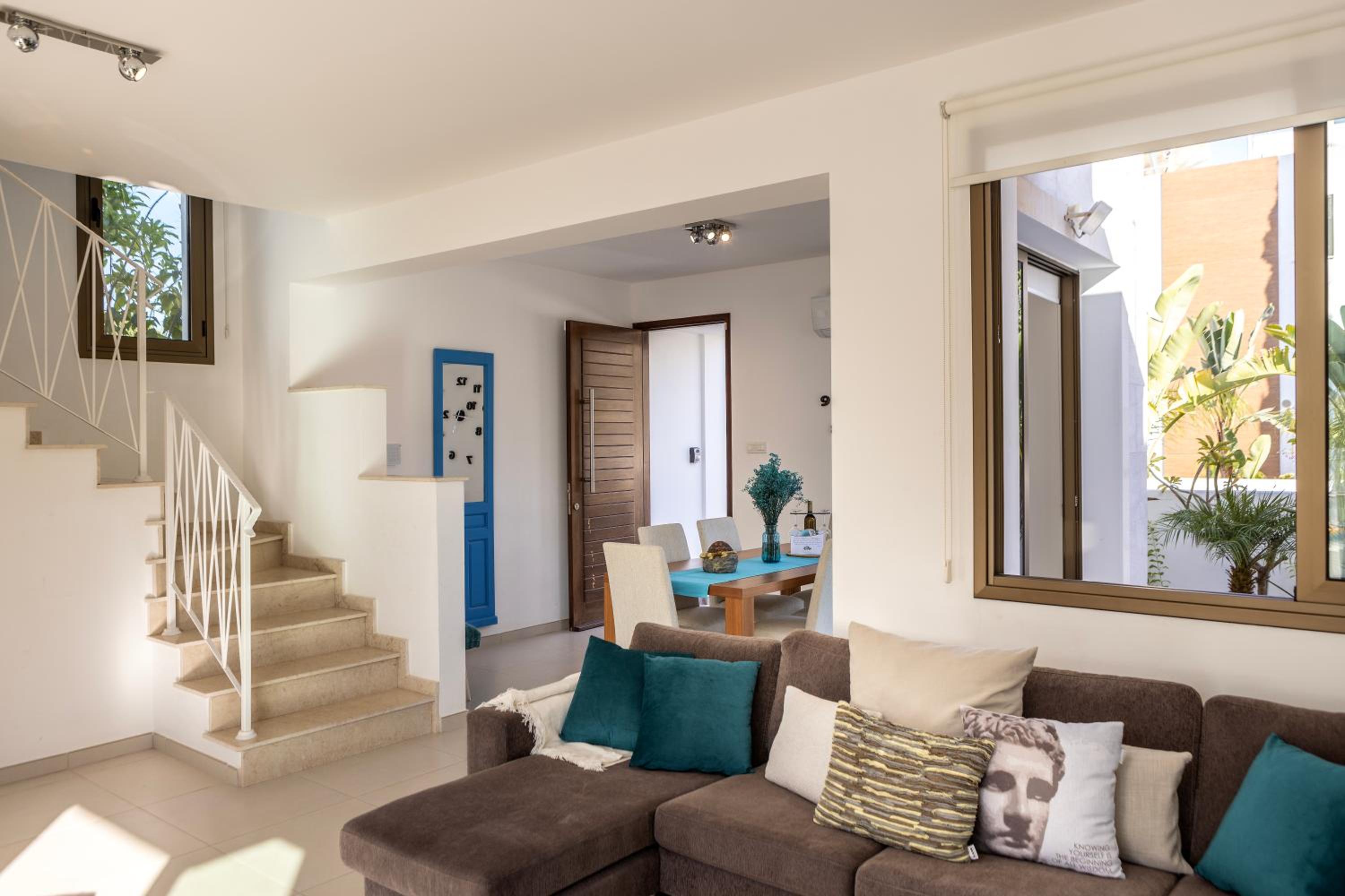 Accomoteleia Blue Villa
