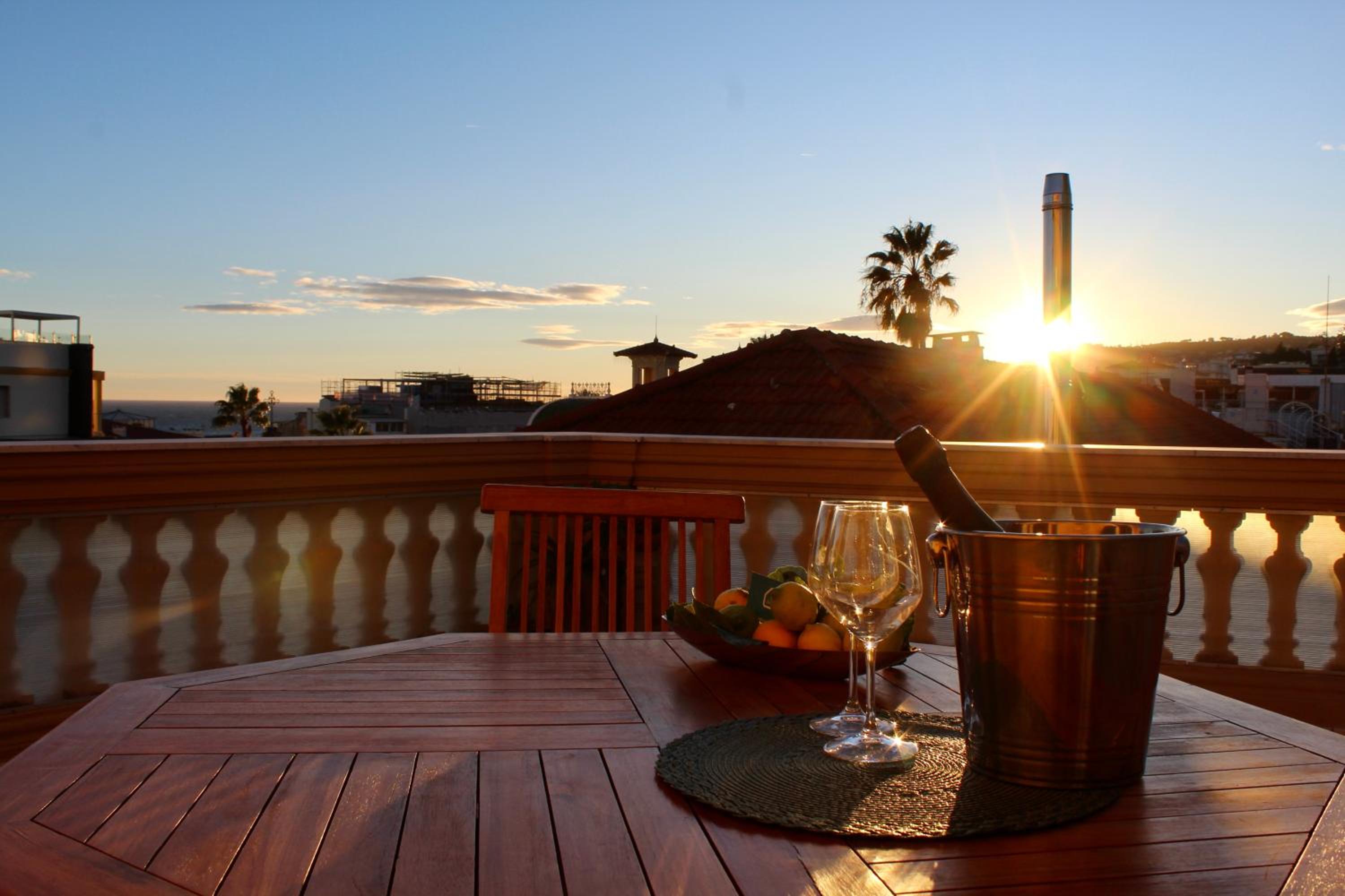 Linusa Home view 3