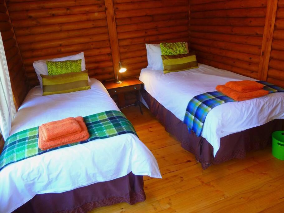 Nougat Cabin view 3