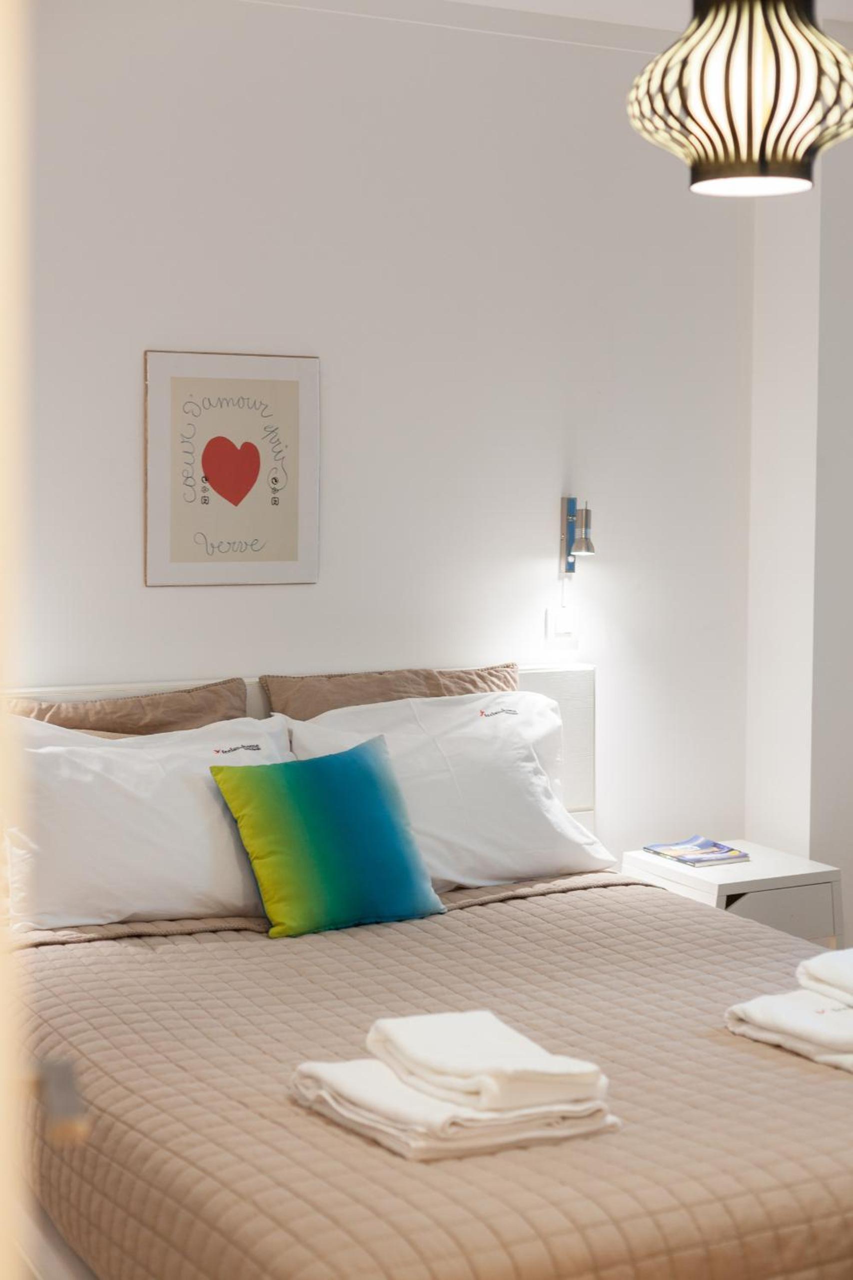 FLH Martim Moniz Artistic Flat view 3