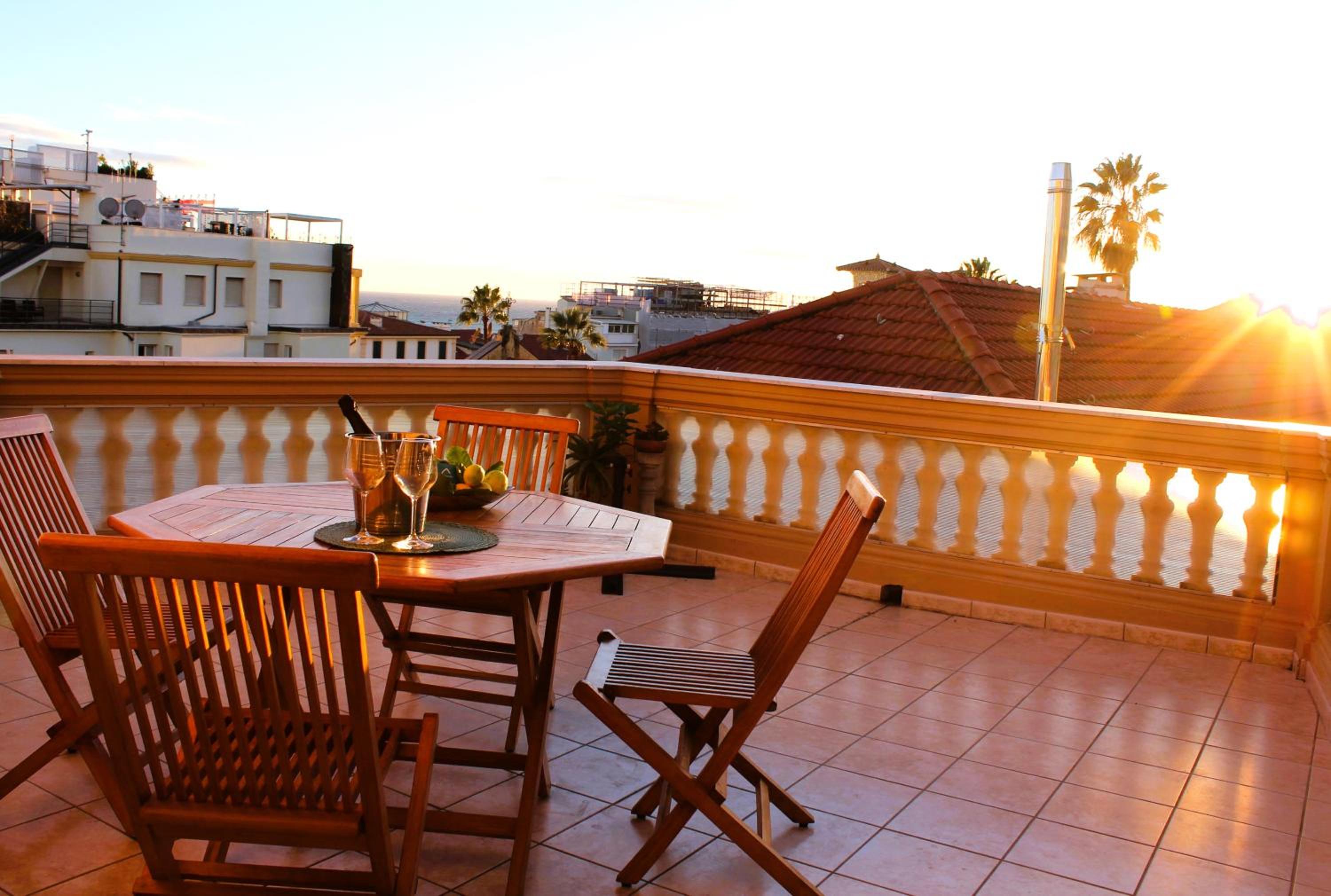 Linusa Home view 2