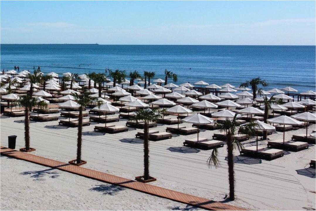 Golden VIP Studio Side Sea View Resort