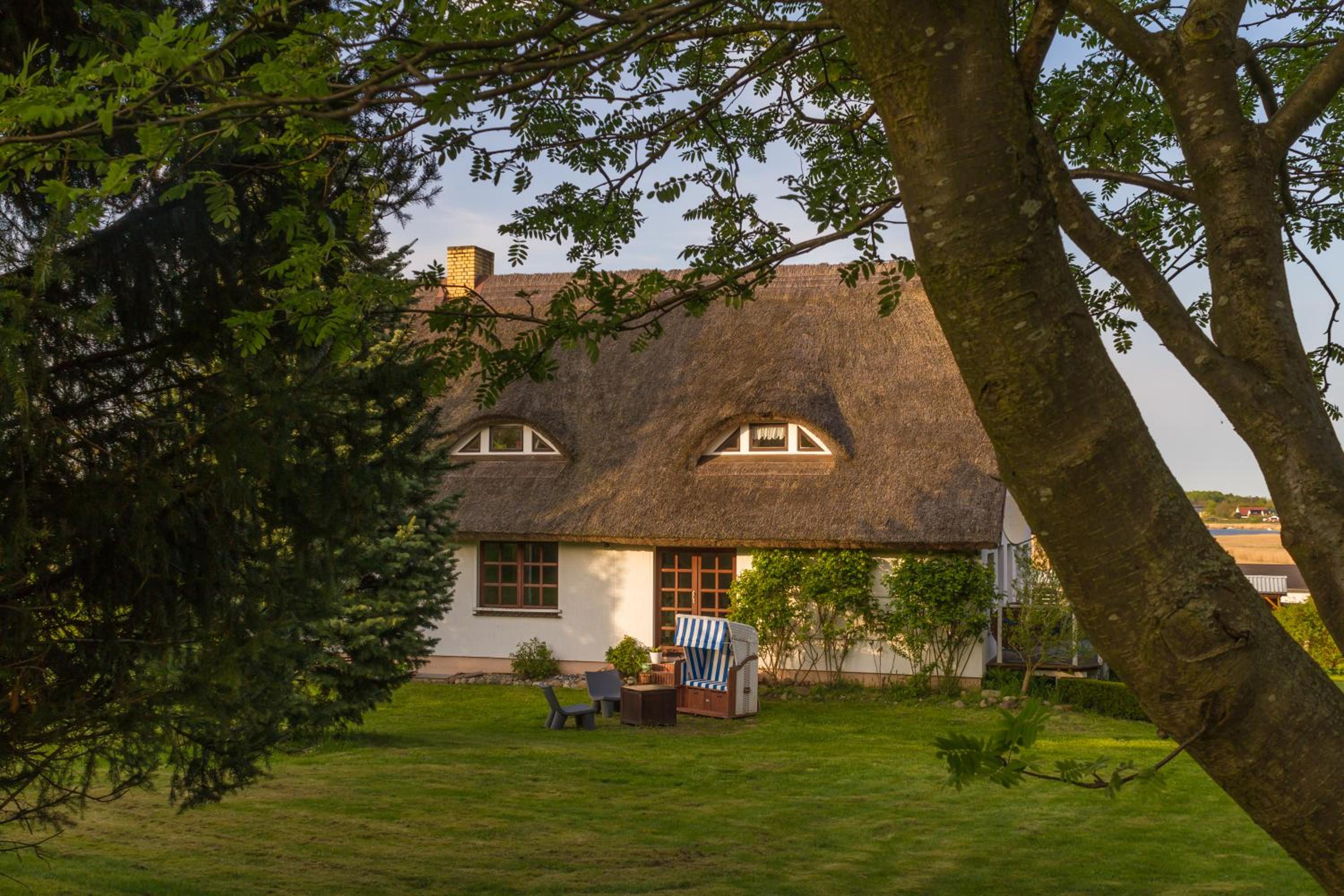 Dat Witte Hus Moritzdorf Rügen Ferienwohnungen - ruhige Lage