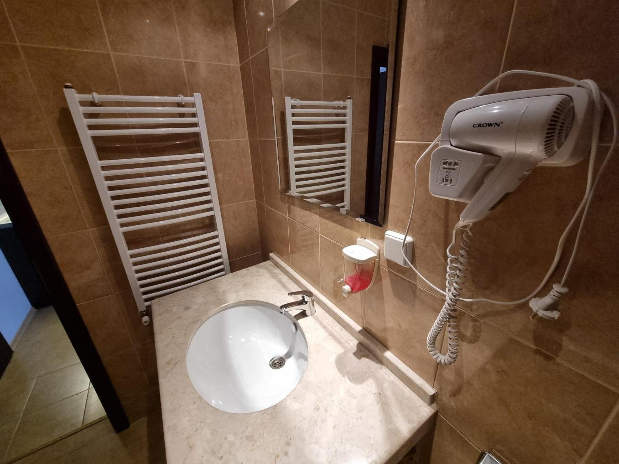 Mountain Paradise 2 - Quiet Cosy Studio - Balcony, Wifi