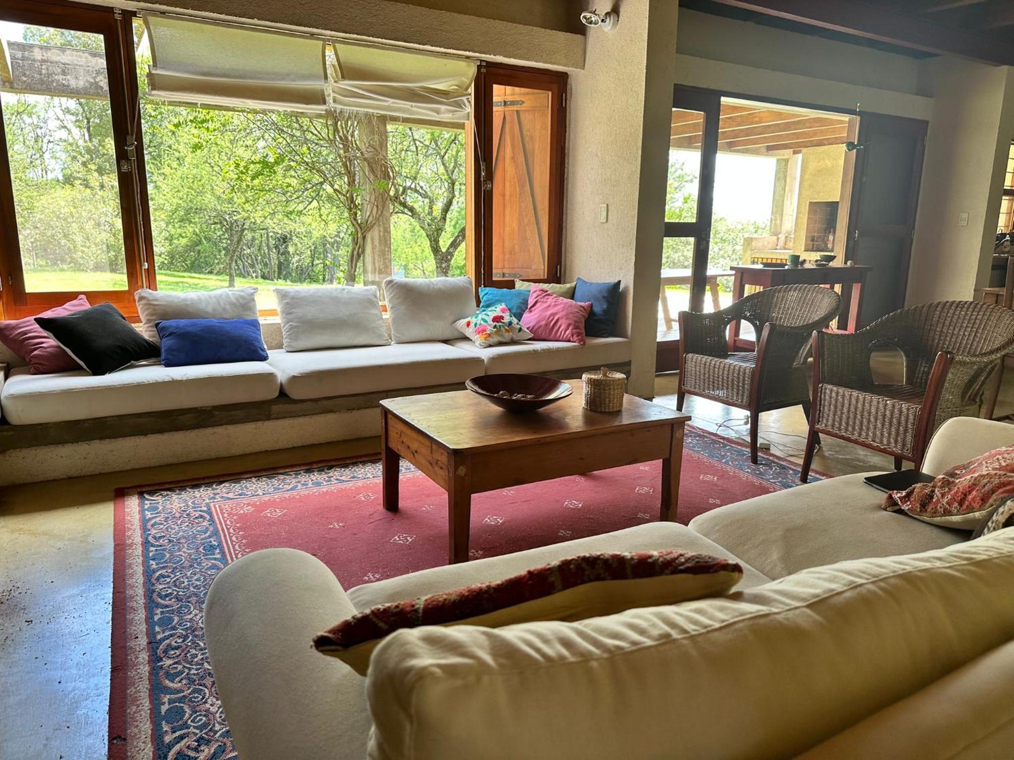Hermosa Casa de campo con pileta