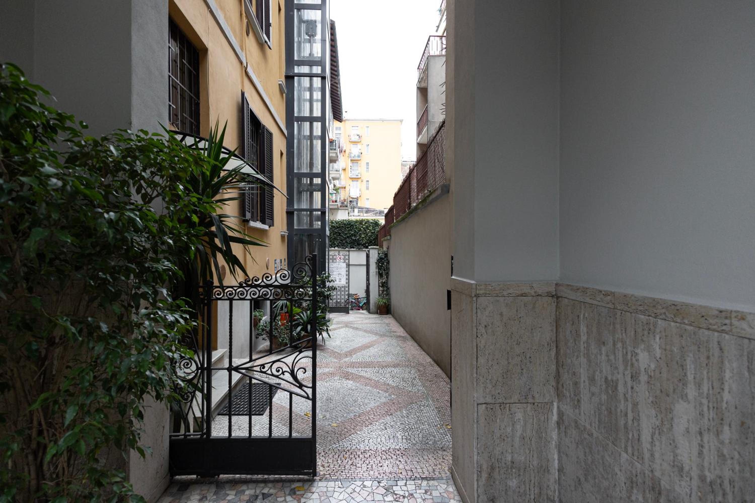 Elegante Quadrilocale Liberty in Zona Risorgimento