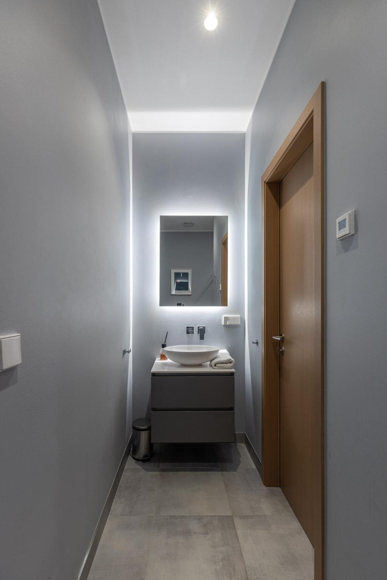 S6 Old Town Apartments