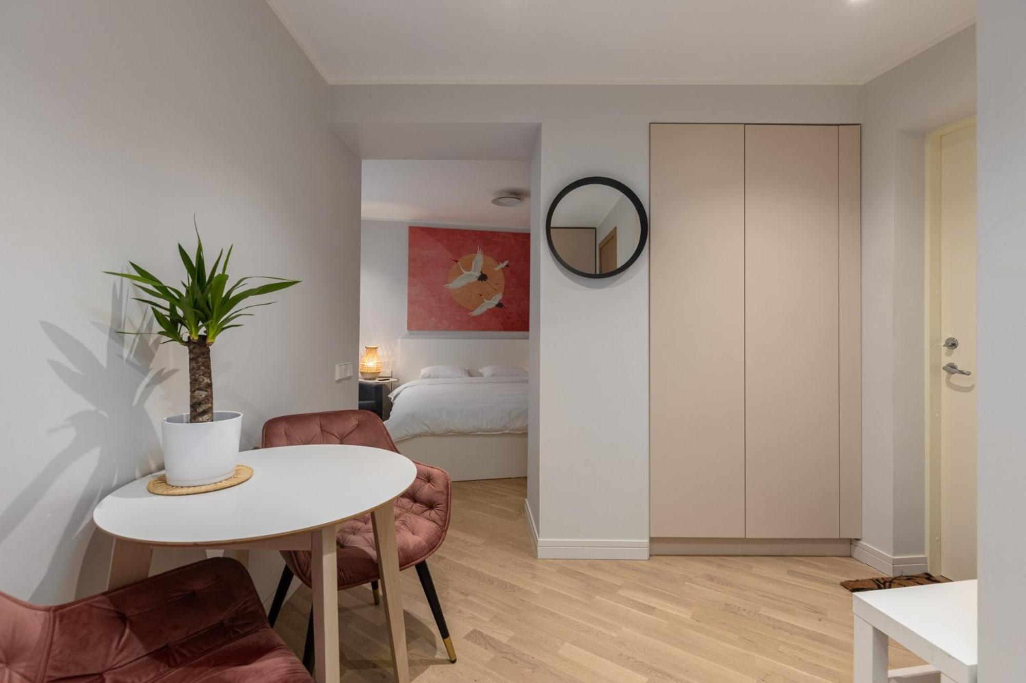 S6 Old Town Apartments