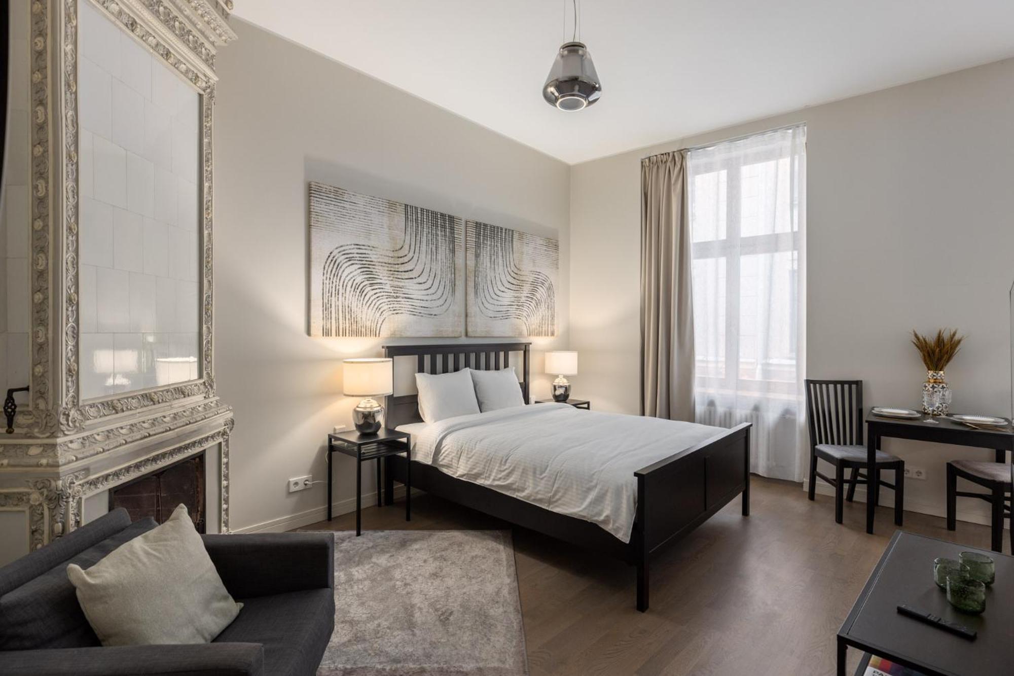 S6 Old Town Apartments