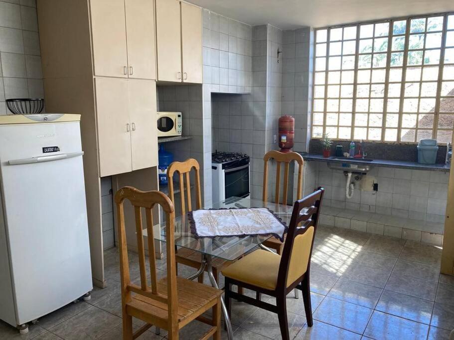 Solar dos Costais: casa com 4 suítes climatizadas