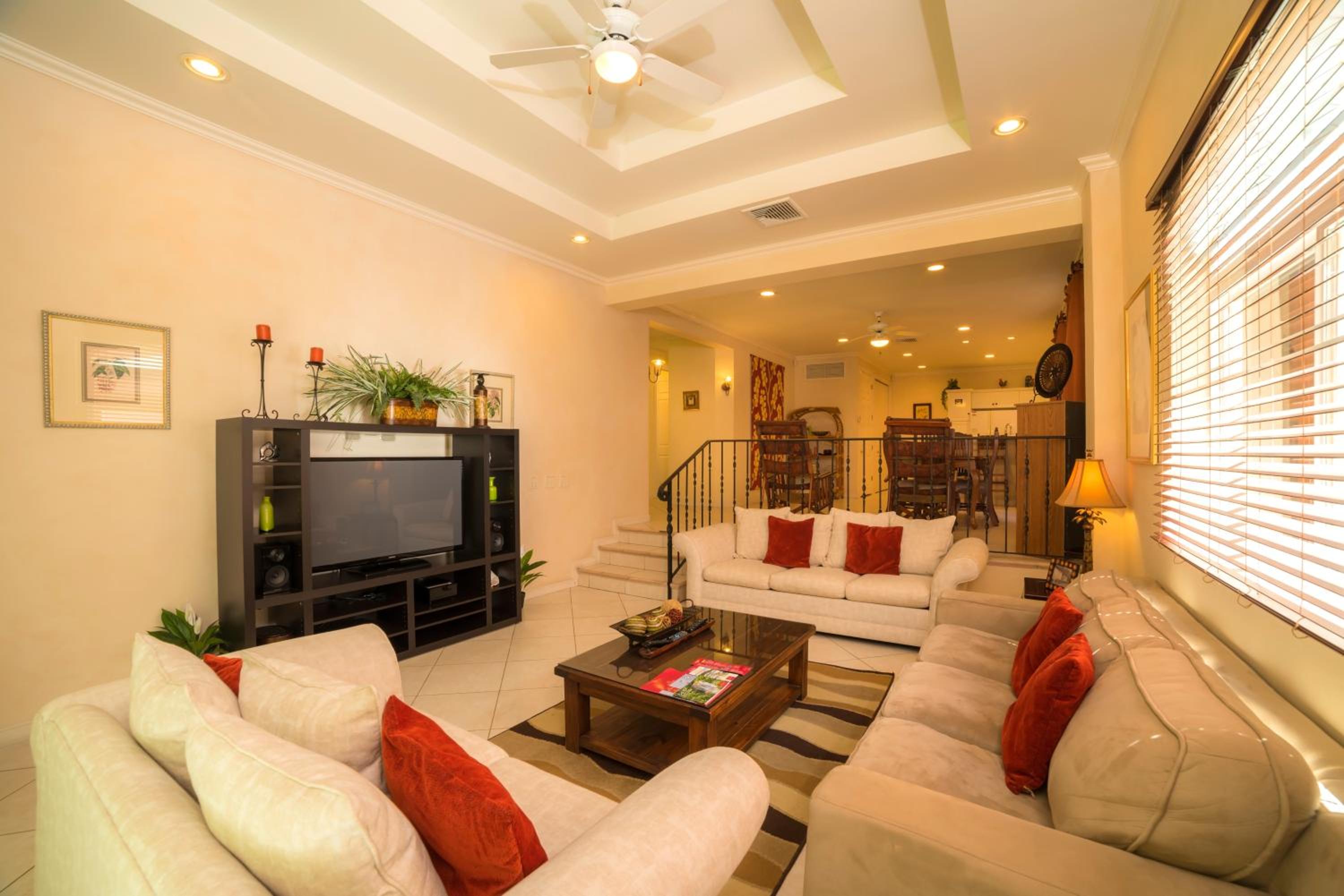 Colina 9E 2 bdr Garden View in Los Suenos