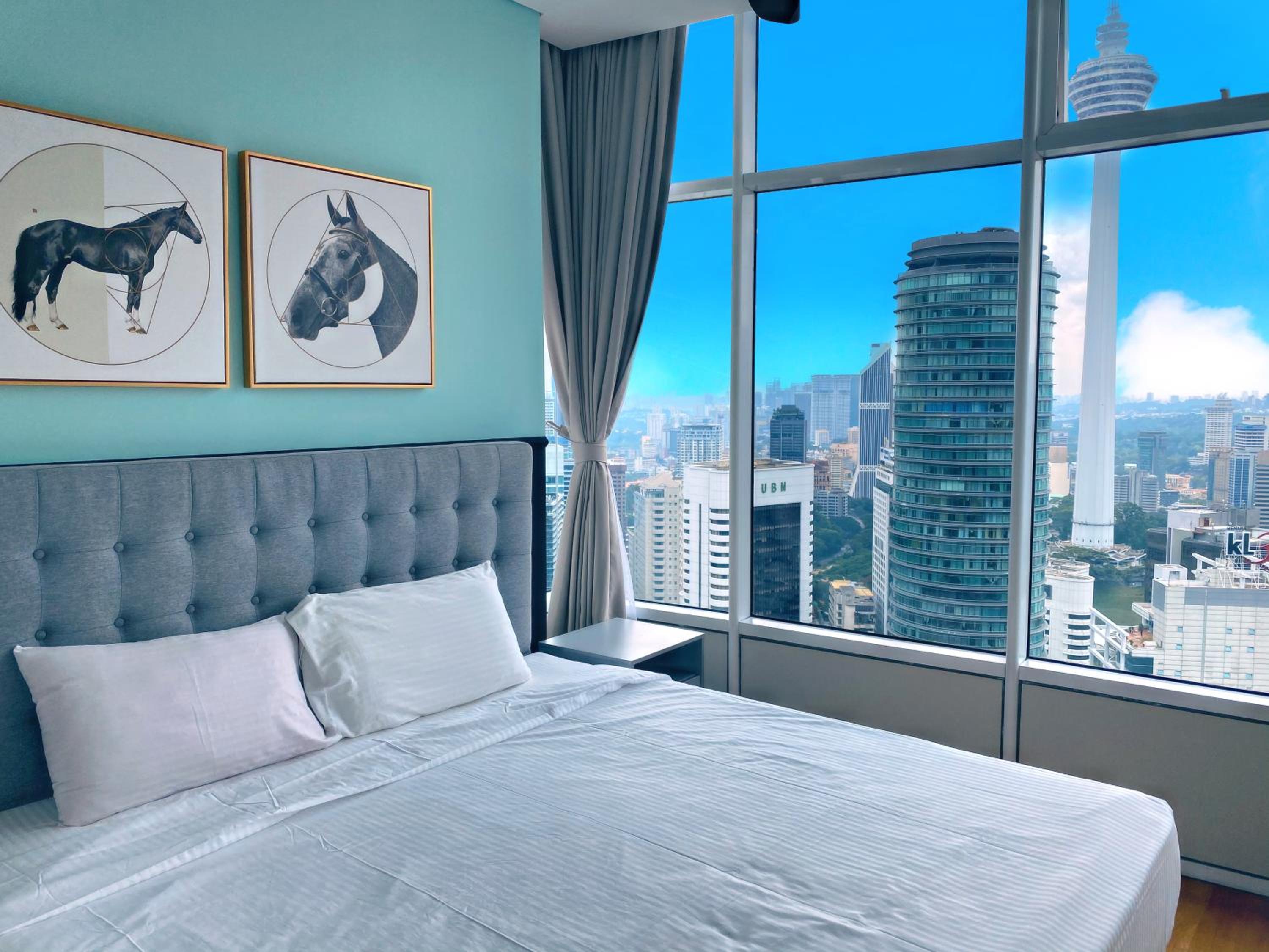 Sky Suites KLCC By Home Stay