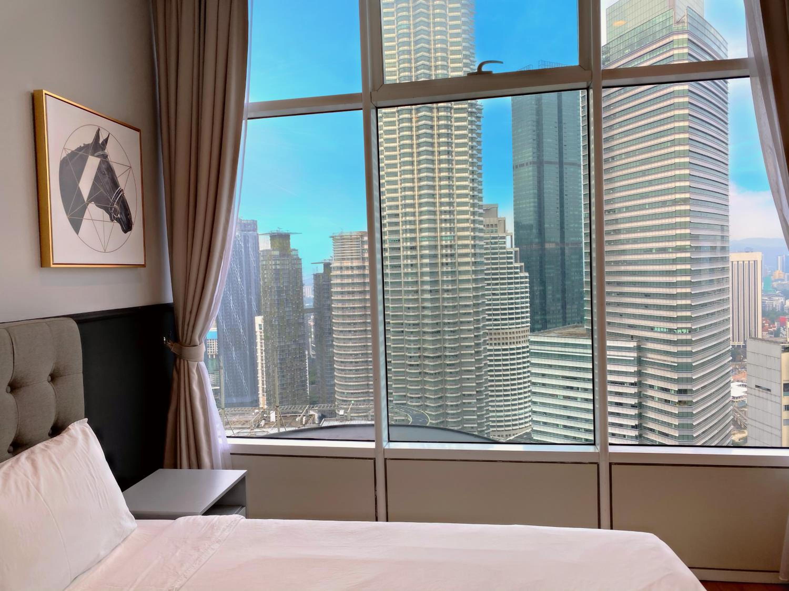Sky Suites KLCC By Home Stay