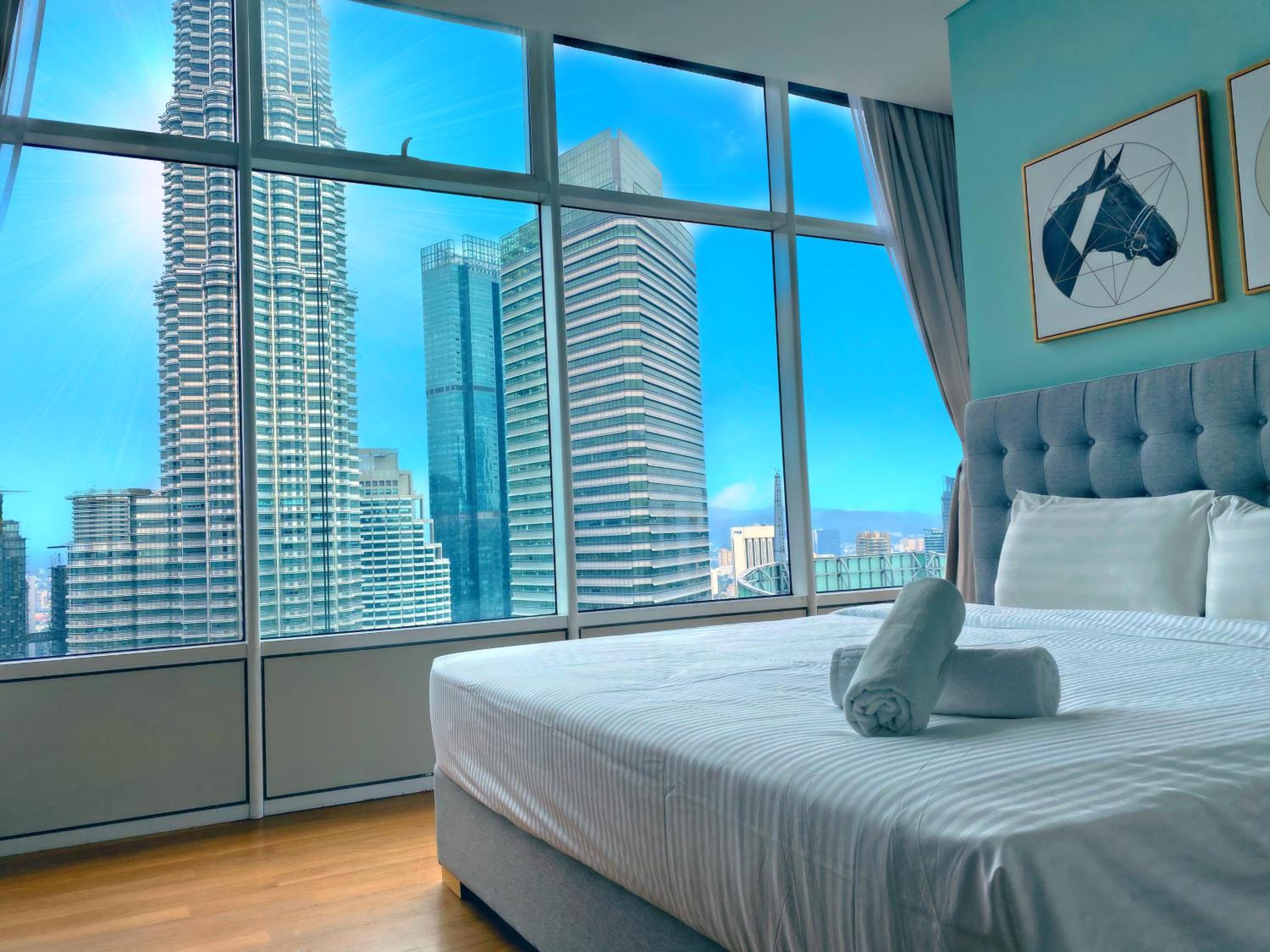 Sky Suites KLCC By Home Stay