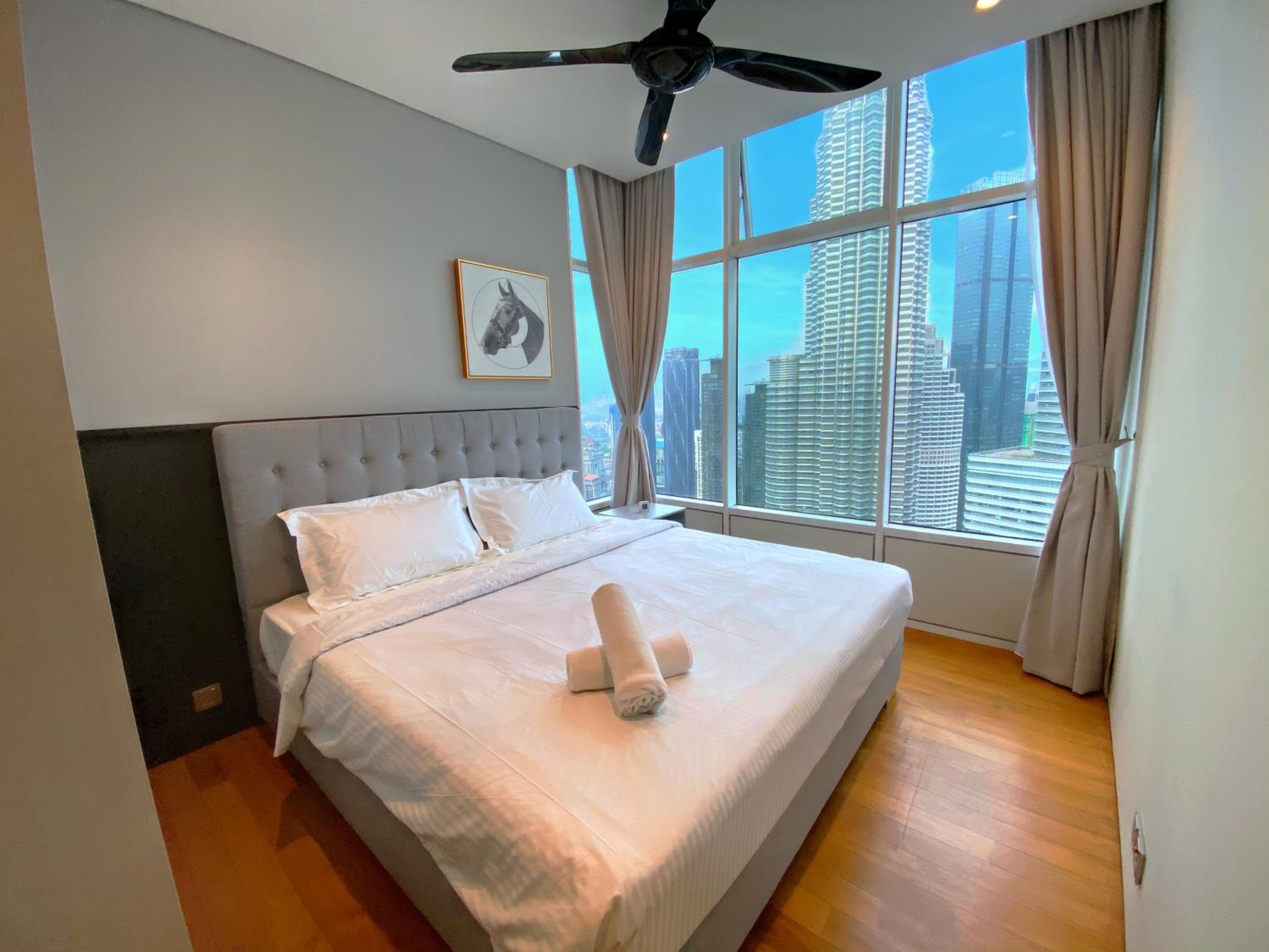Sky Suites KLCC By Home Stay
