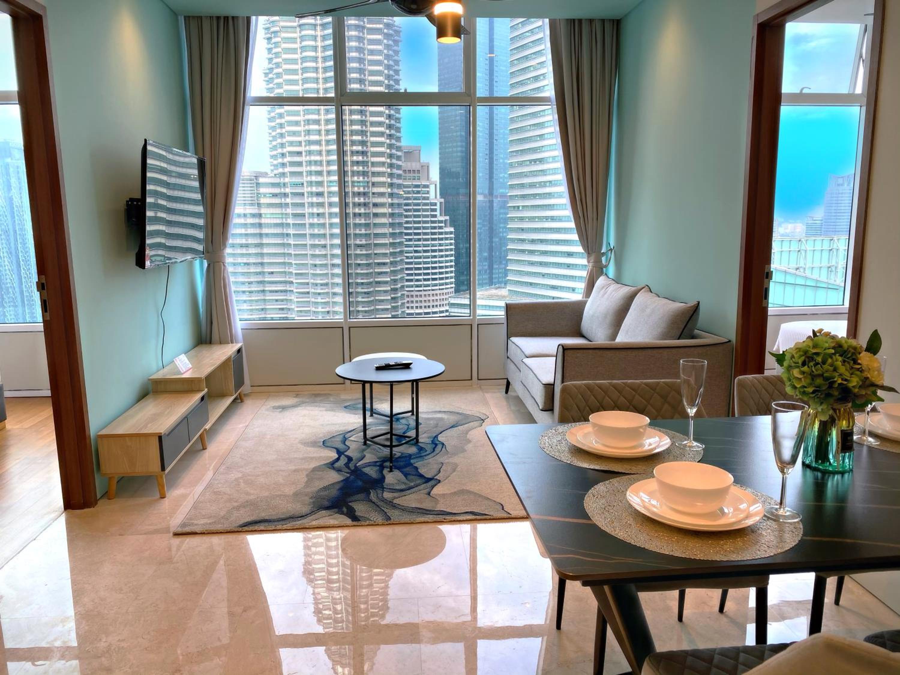 Sky Suites KLCC By Home Stay