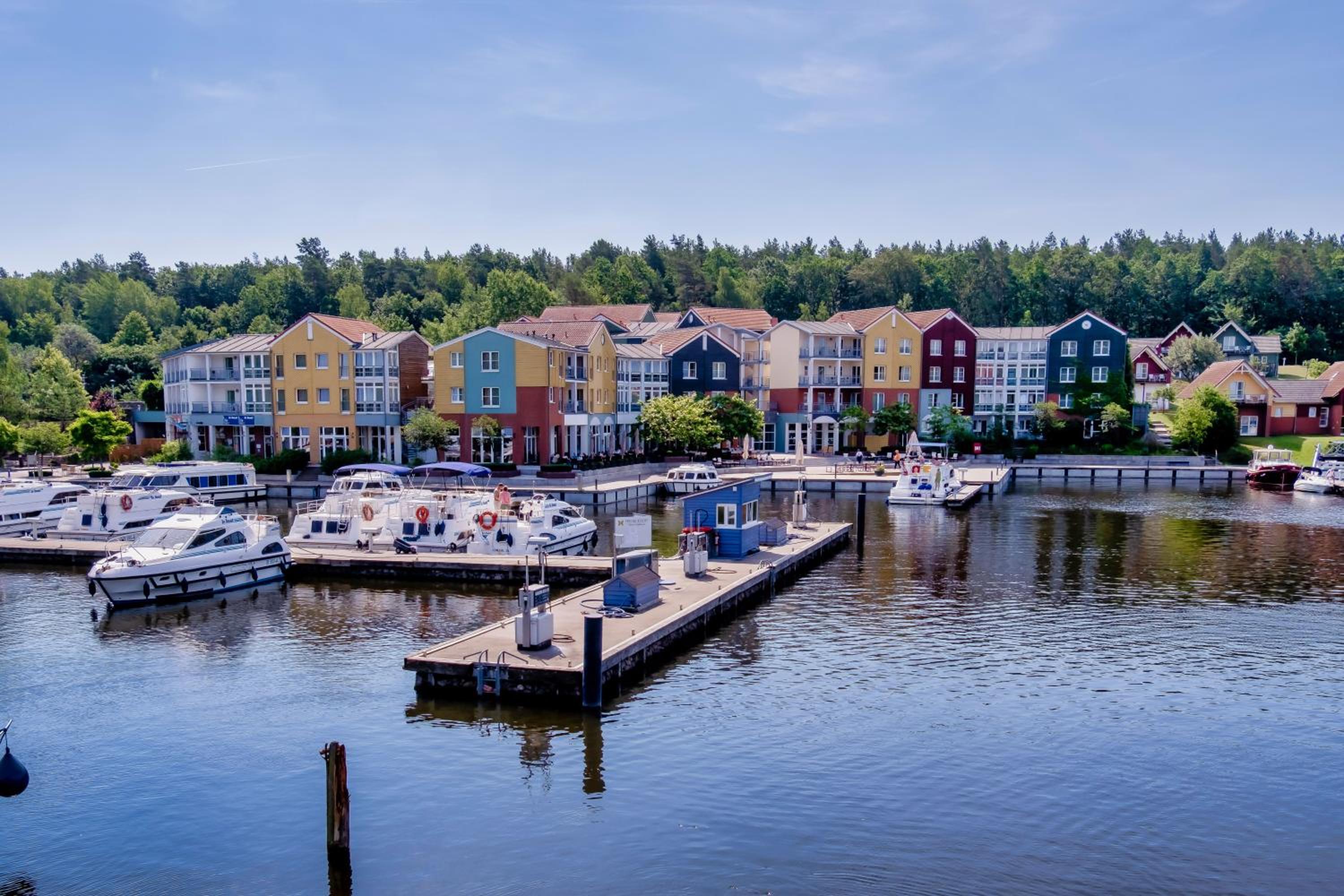 Sunday Resort Marina Wolfsbruch - Familienapartments