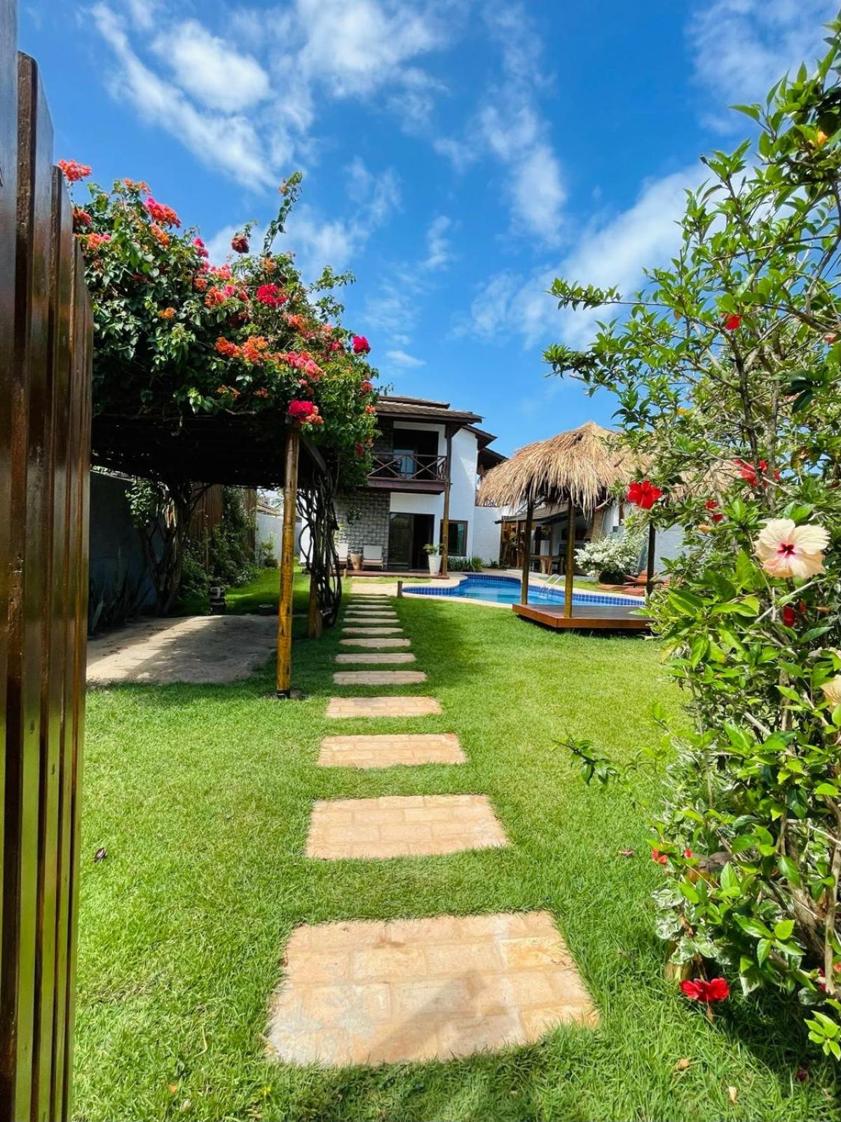 Casa Saíra, à 300m da Praia do Patacho, na Rota Ecológica dos Milagres