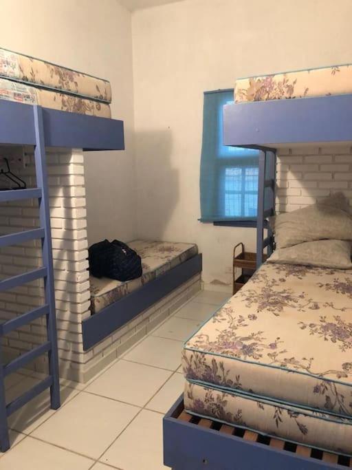 Aconchegante casa a 500 m da praia!